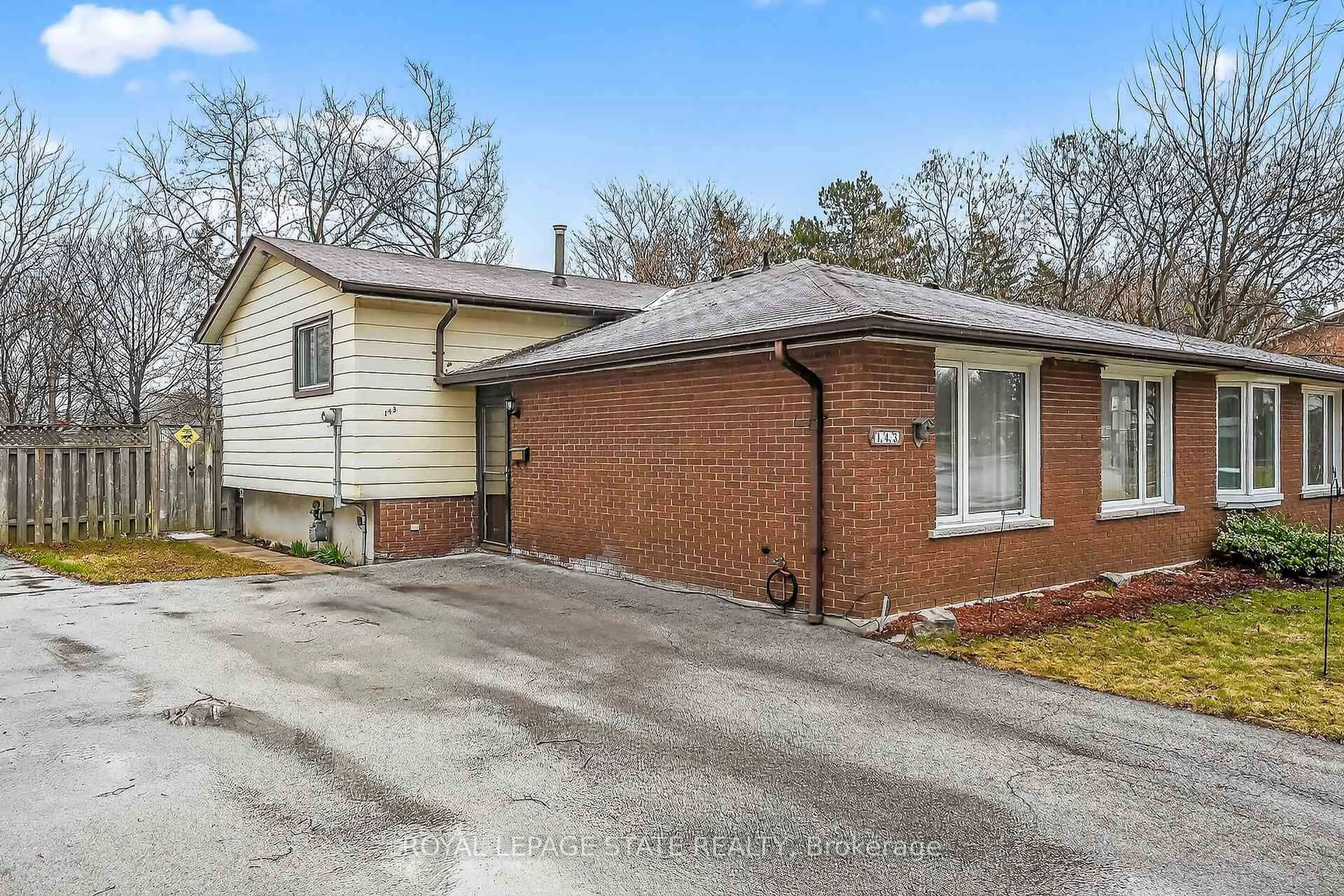 Home with brick exterior material, street for 143 Cranbrook Dr, Hamilton Ontario L9C 4S5