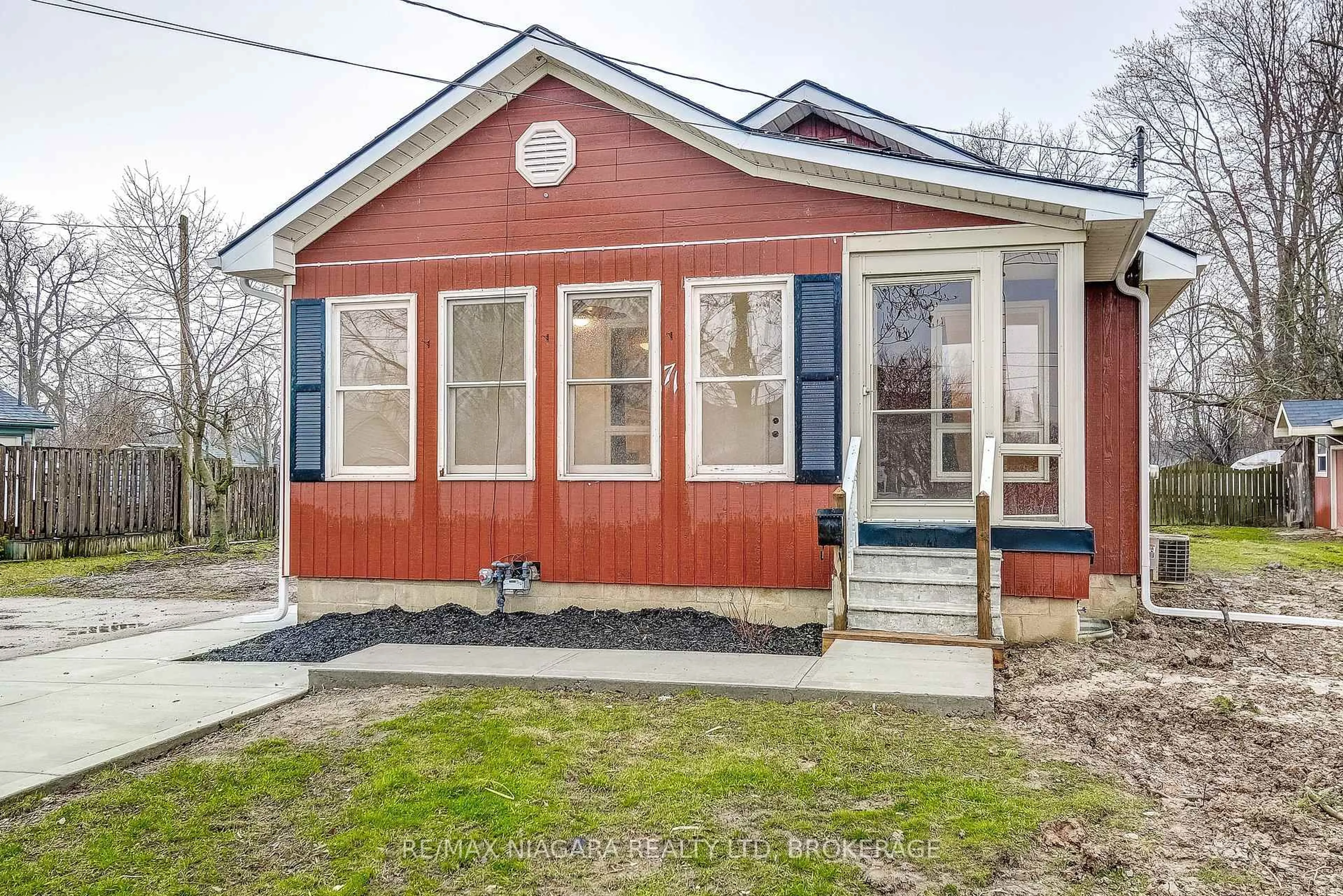 Unknown for 71 Joseph St, Fort Erie Ontario L2A 5J6