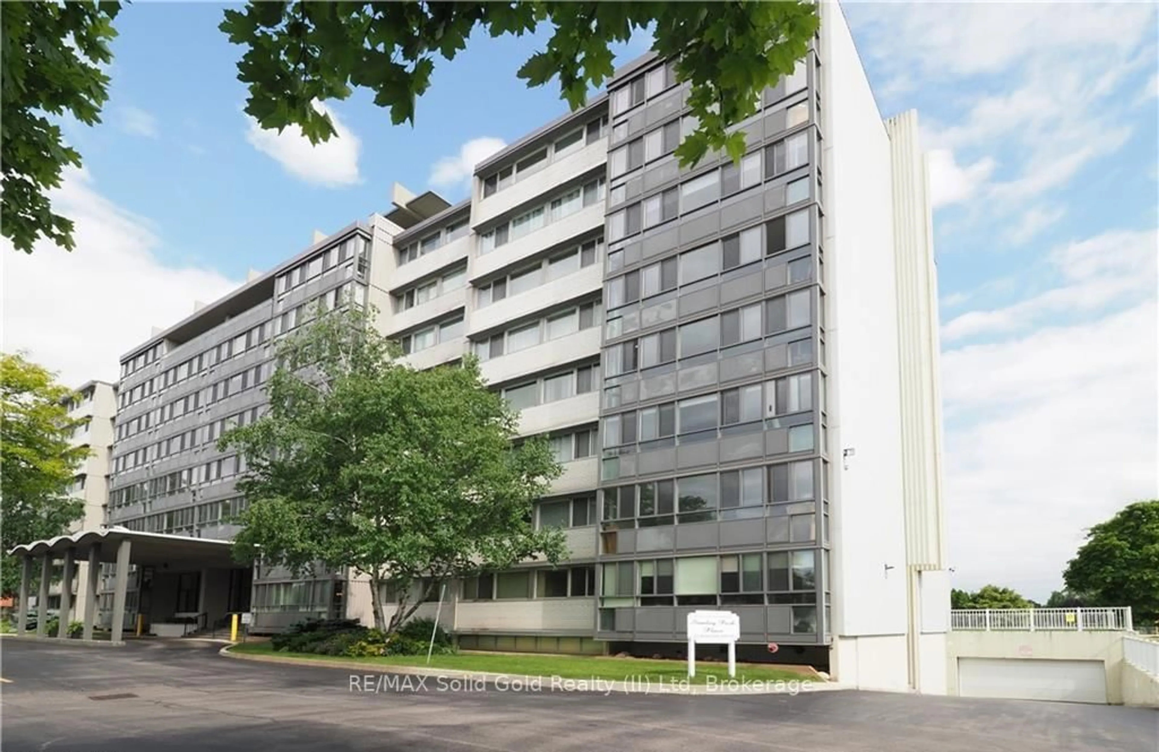 Unknown for 24 Midland Dr #105, Kitchener Ontario N2A 2A8