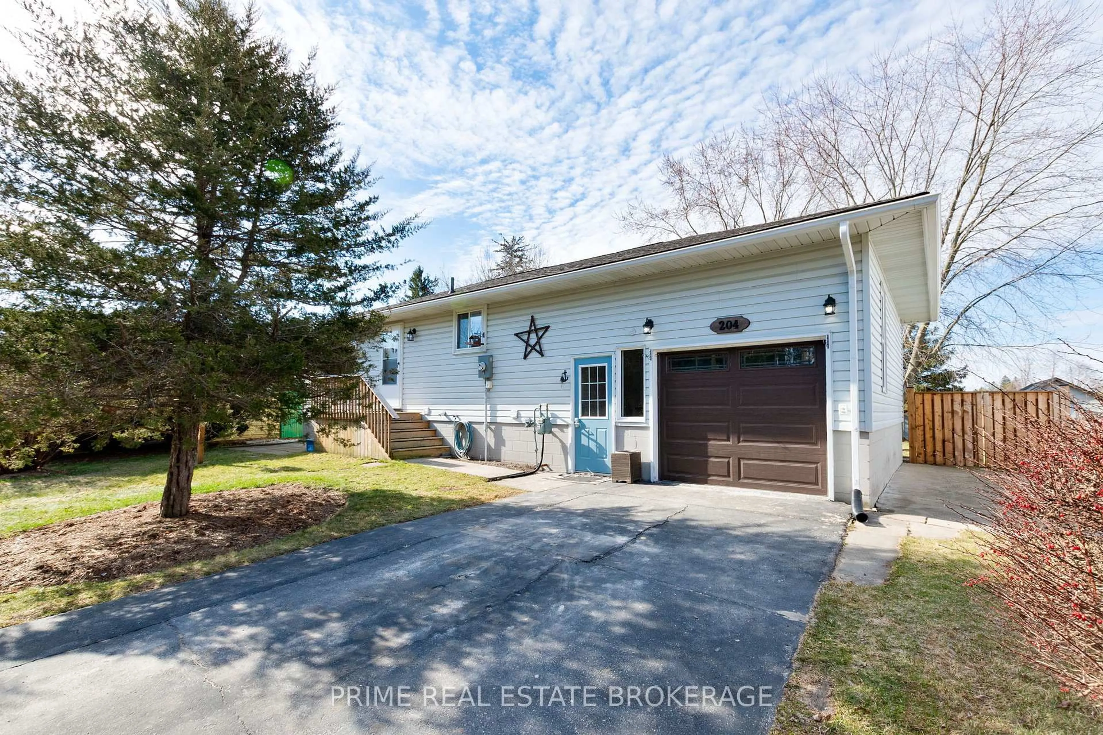 Unknown for 204 Evandale St, West Elgin Ontario N0L 2P0