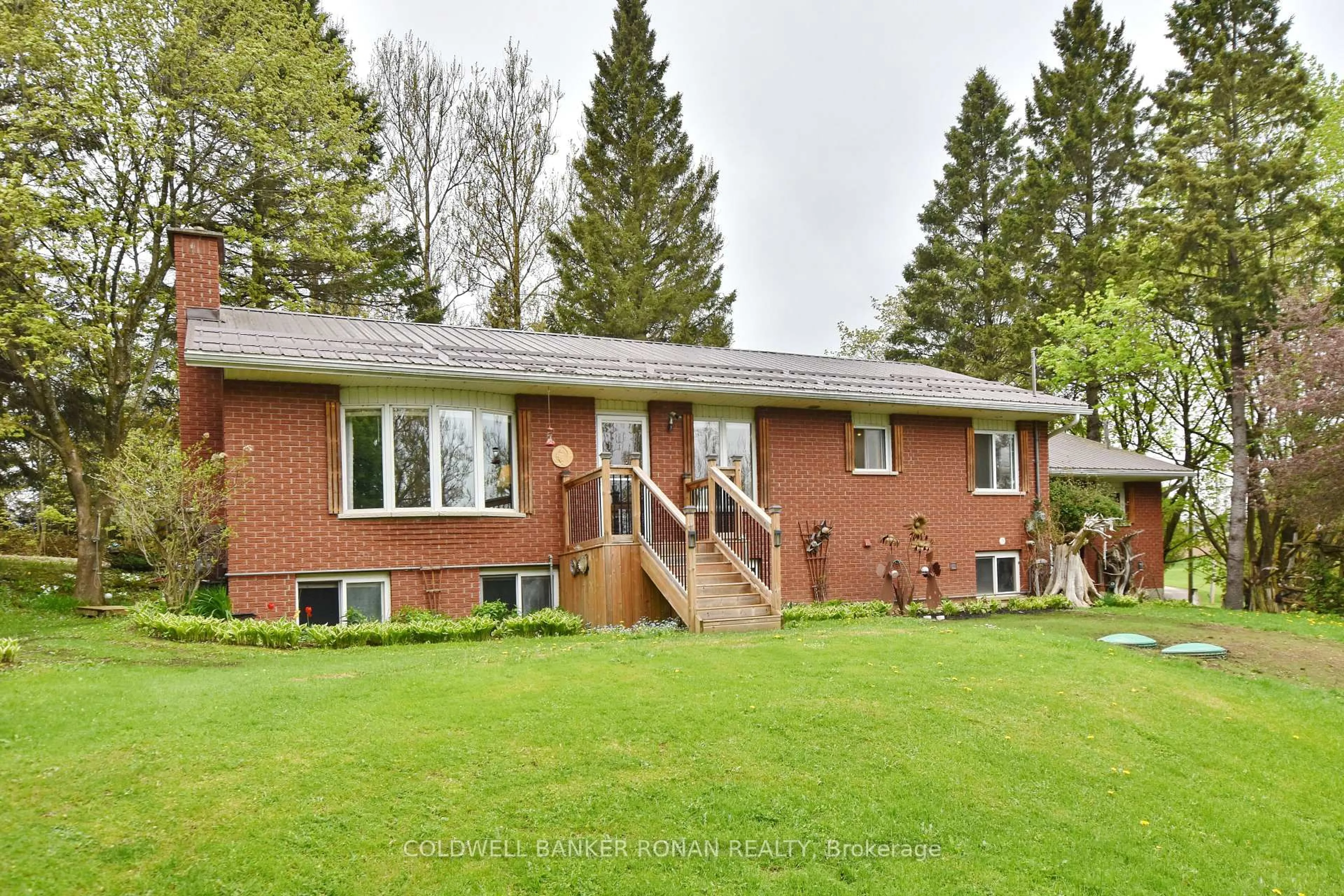 Home with brick exterior material, unknown for 110 Old Highway 4, Grey Highlands Ontario N0C 1E0