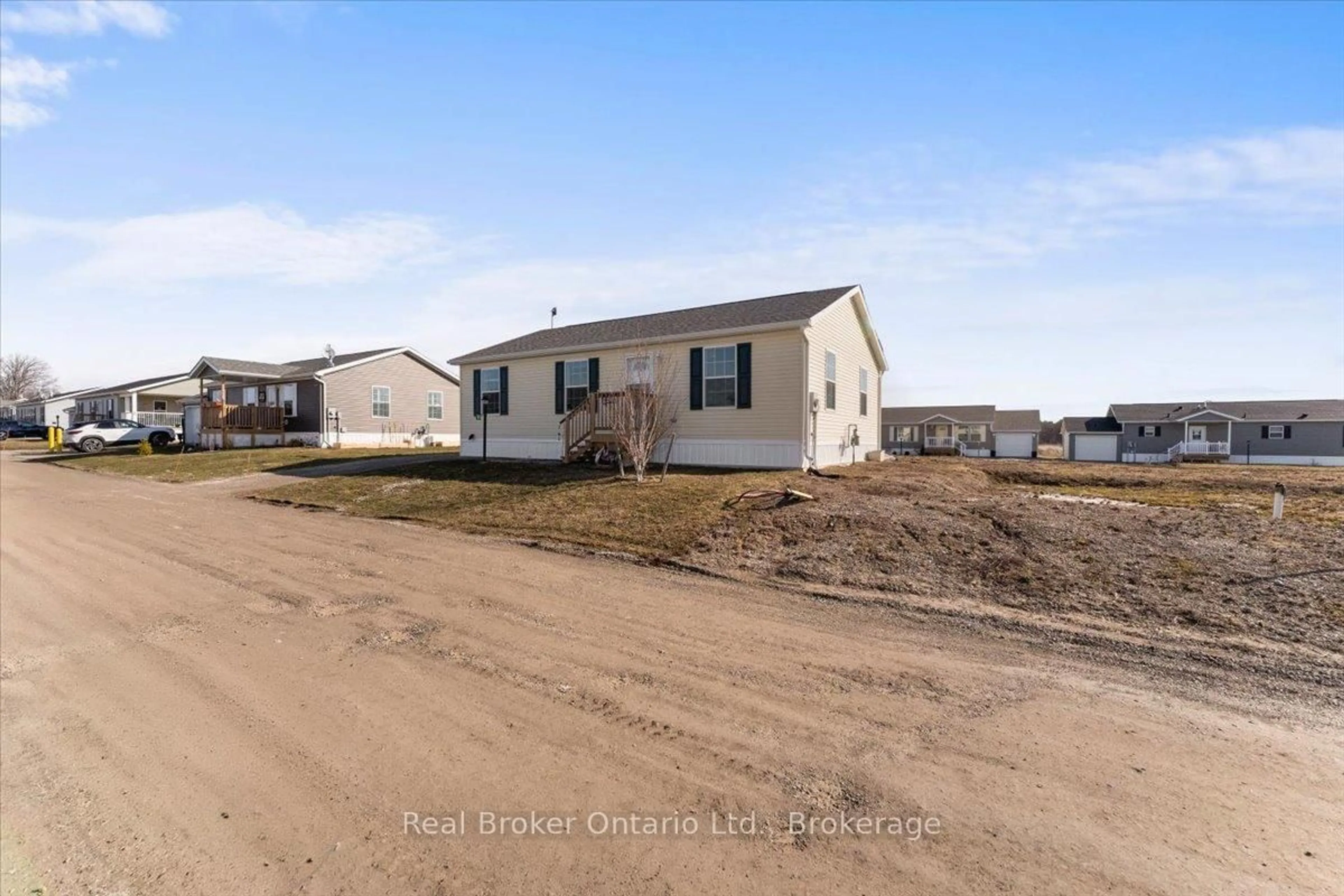 Unknown for 10 BENT WILLOW Crt, Haldimand Ontario N0A 1L0