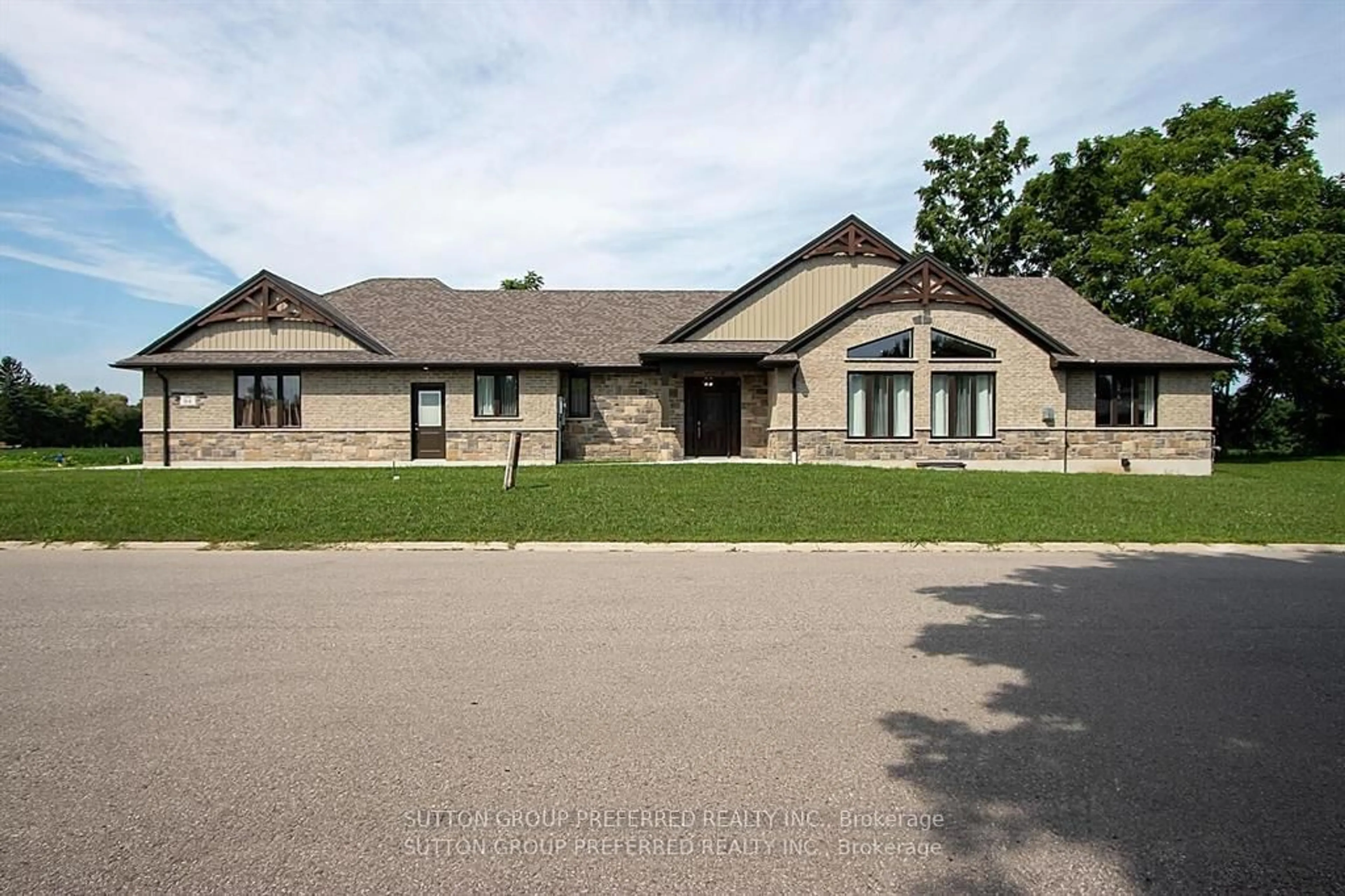 Home with brick exterior material, building for 114 Barons Crt, Central Elgin Ontario N0L 1B0