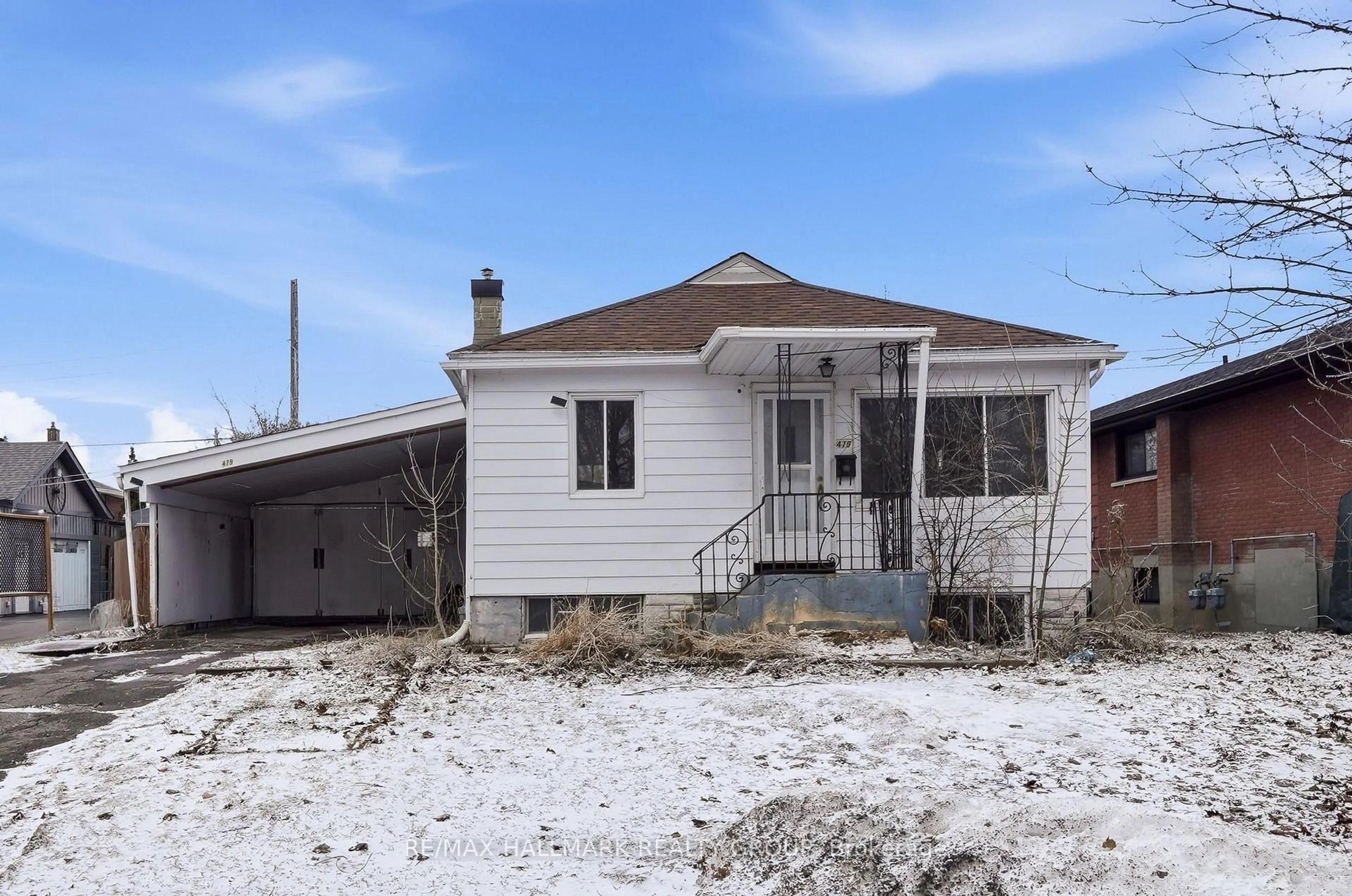 Unknown for 479 Newman Ave, Ottawa Ontario K1K 1N8