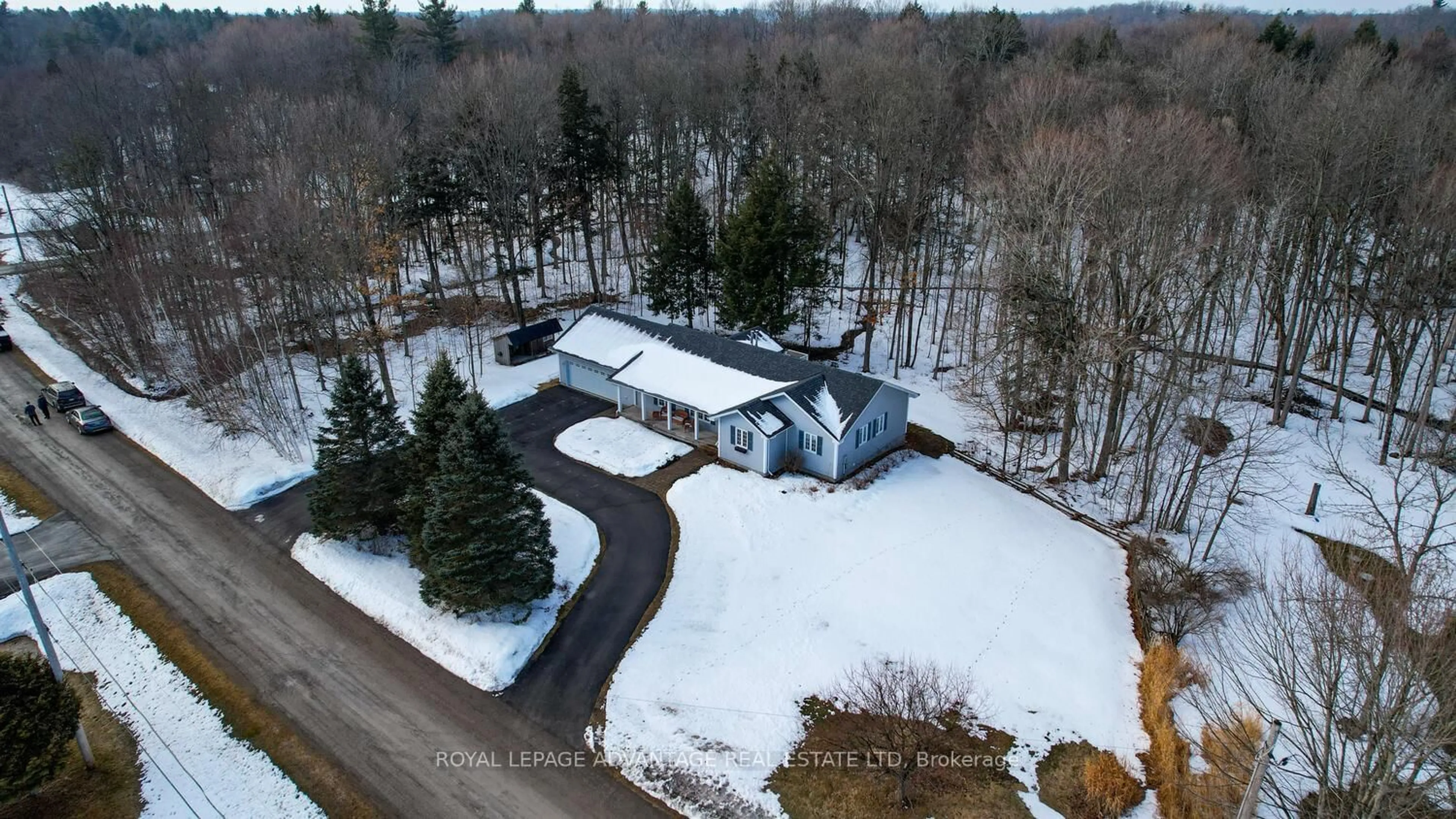 A pic from outside/outdoor area/front of a property/back of a property/a pic from drone, unknown for 130 Robert Ru, Perth Ontario K7H 3C7