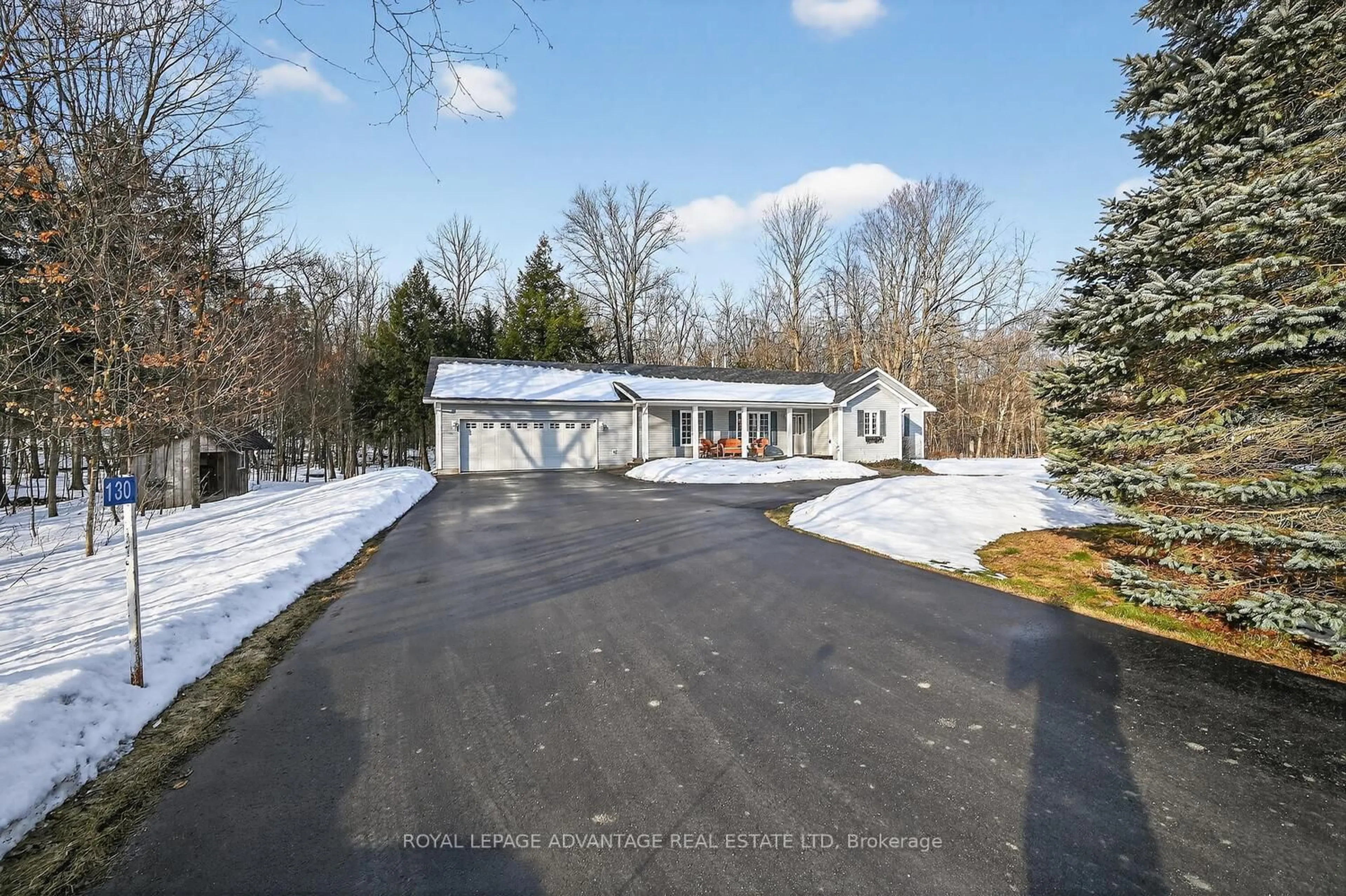 A pic from outside/outdoor area/front of a property/back of a property/a pic from drone, street for 130 Robert Ru, Perth Ontario K7H 3C7