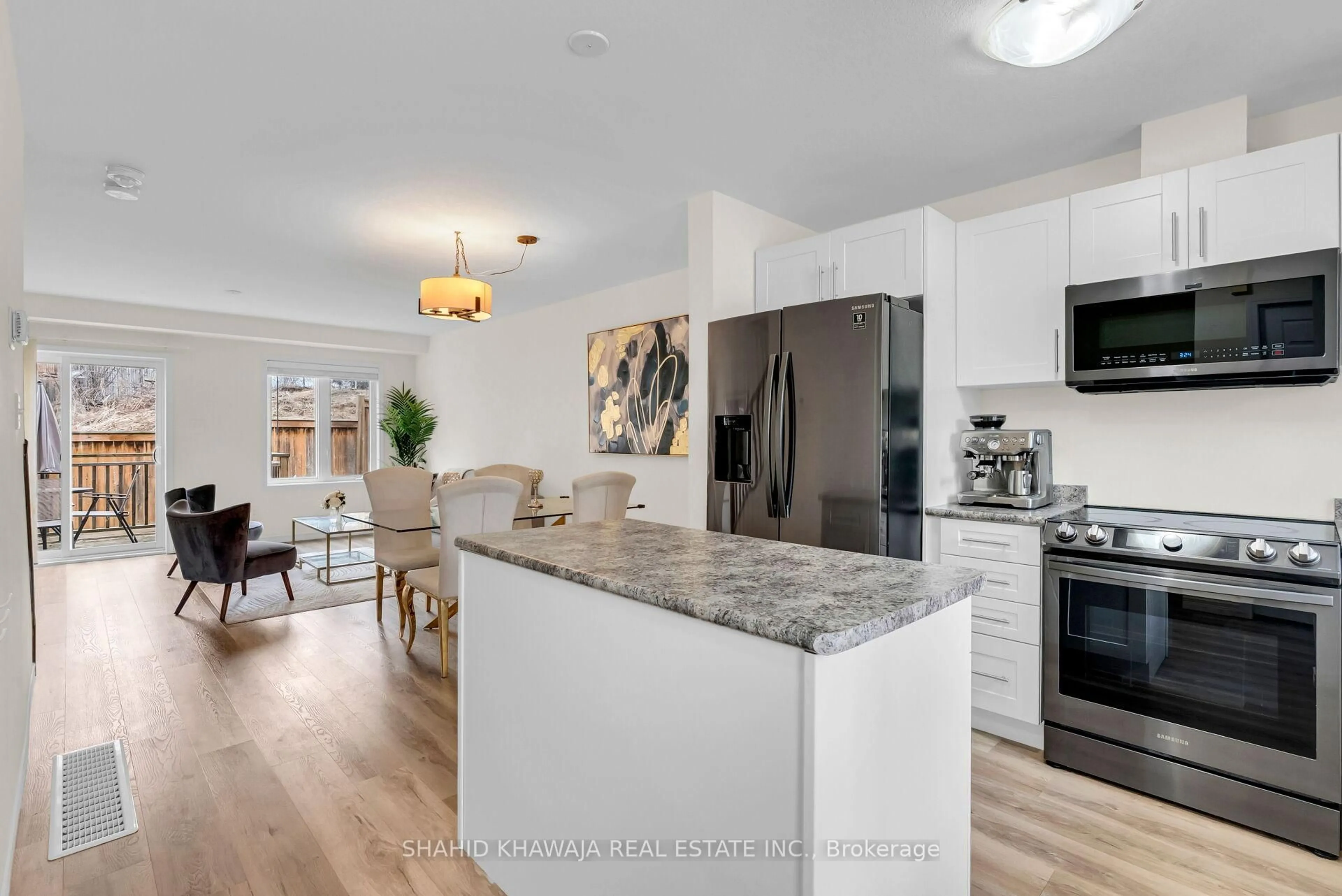 Open concept kitchen, unknown for 350 Dundas St #29, Cambridge Ontario N1R 5S2