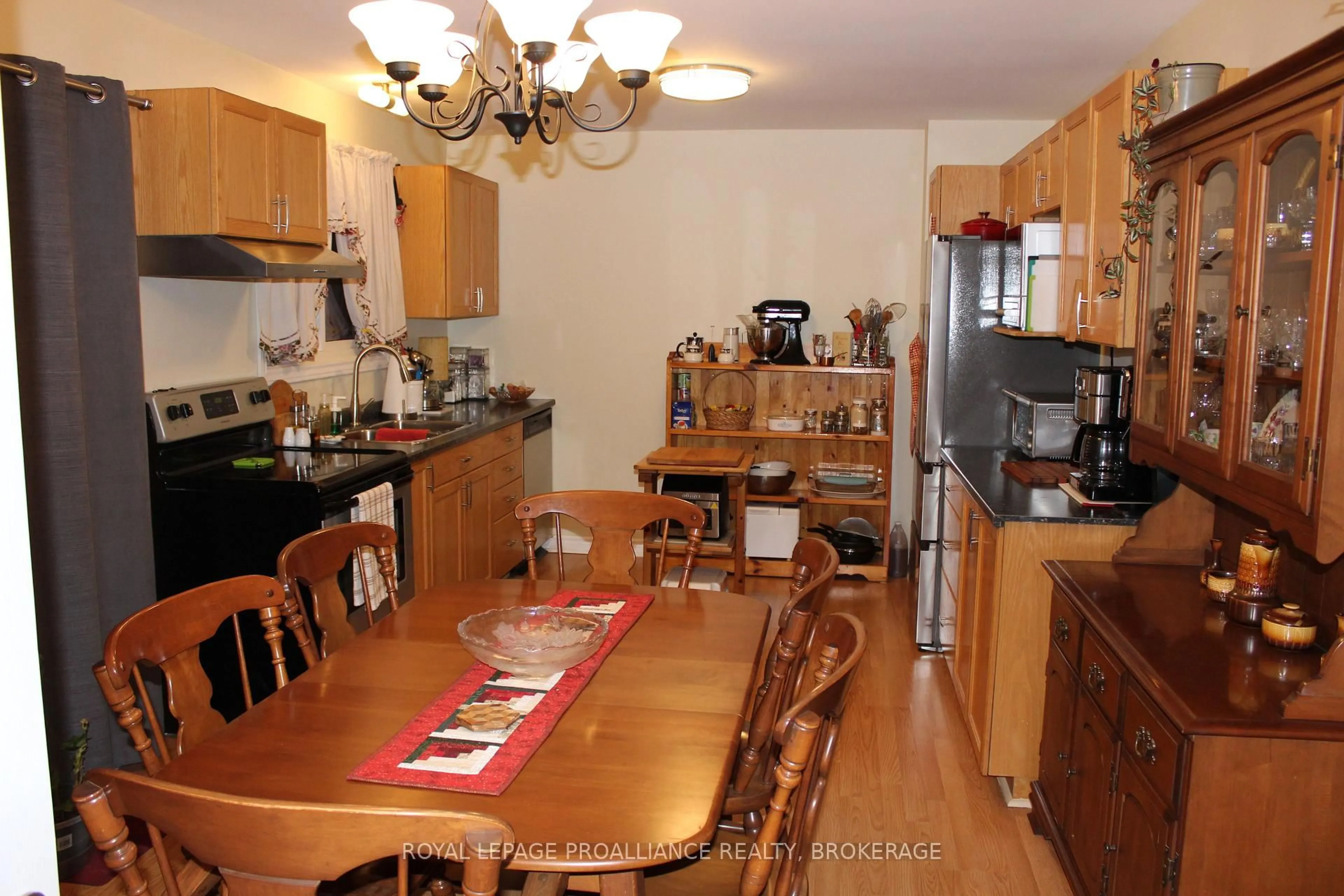 Unknown for 9 Winchester Dr #5, Greater Napanee Ontario K7R 3P9