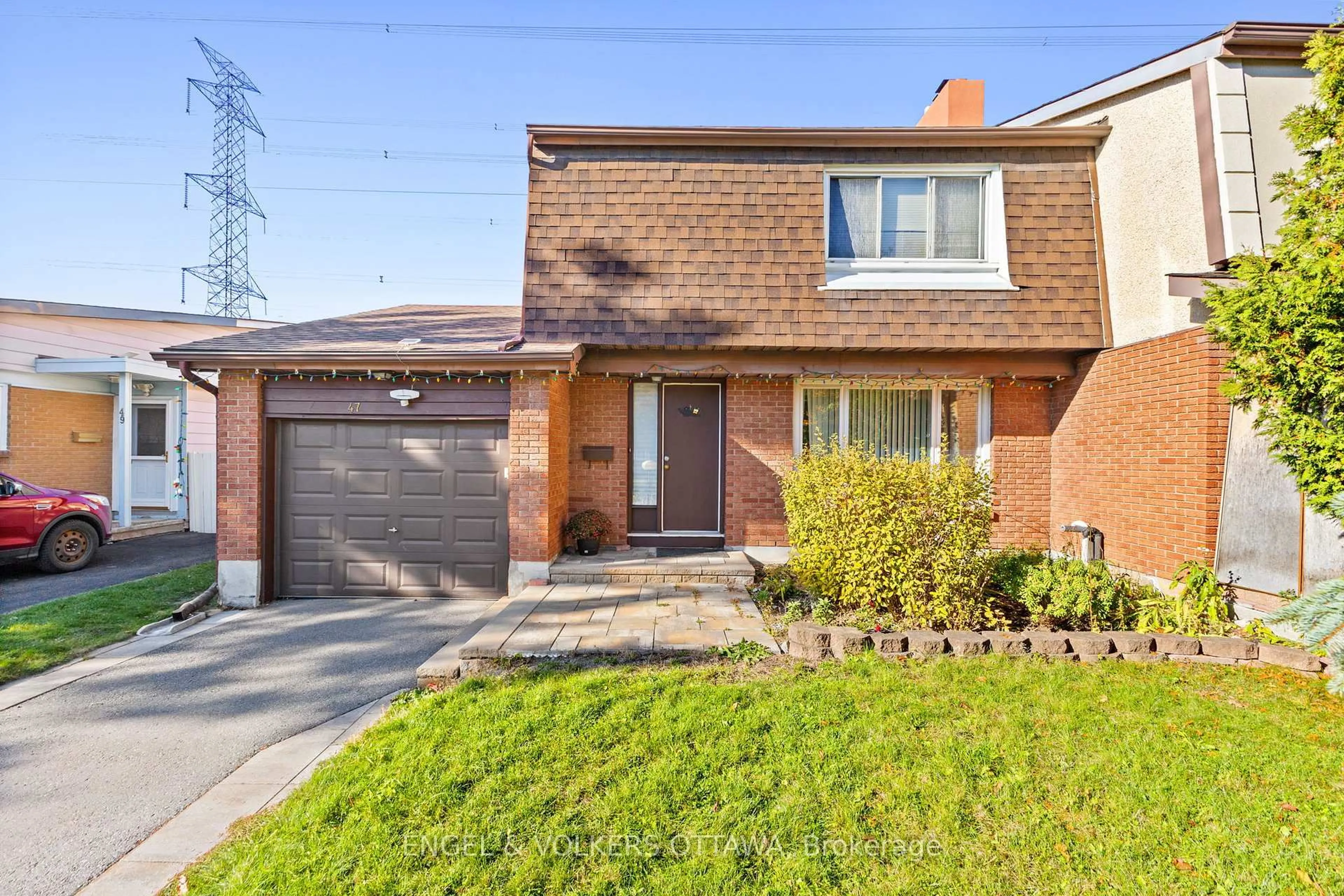Home with brick exterior material, street for 47 Benlea Dr, Ottawa Ontario K2G 4A3