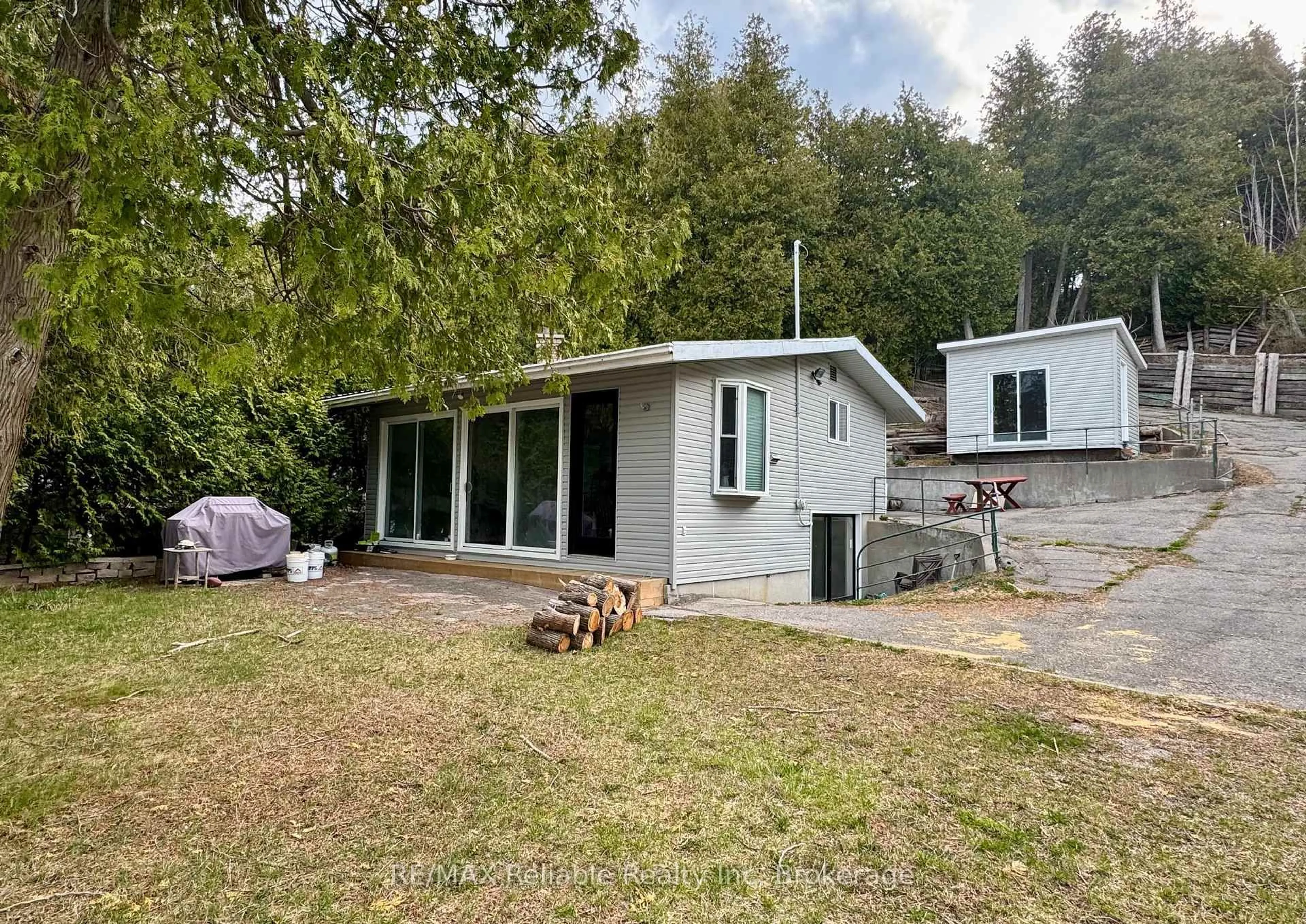 Unknown for 83405 Cedar Bank Dr, Ashfield-Colborne-Wawanosh Ontario N7A 3X9