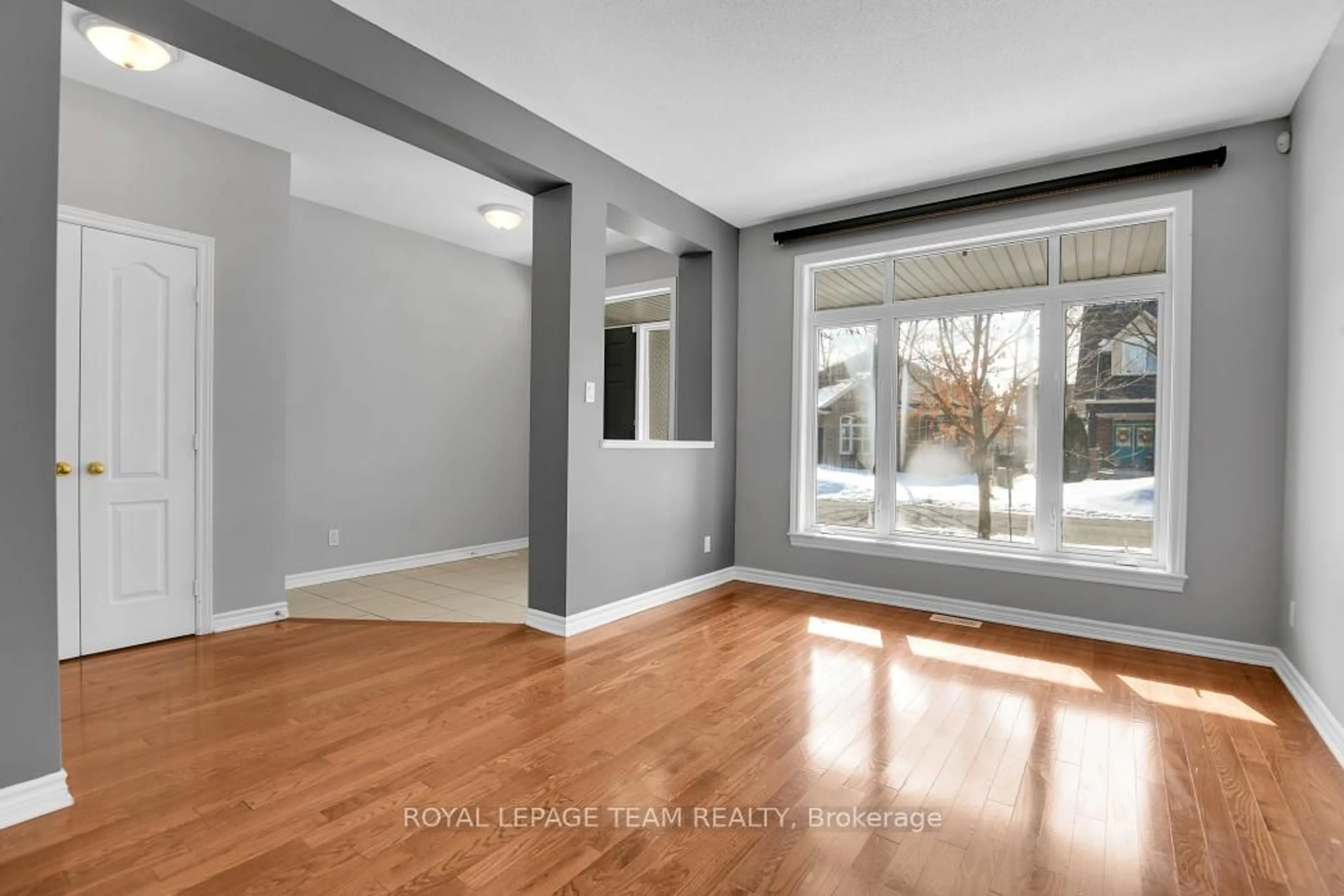 Unknown for 763 Long Point Circ, Ottawa Ontario K1T 4H5