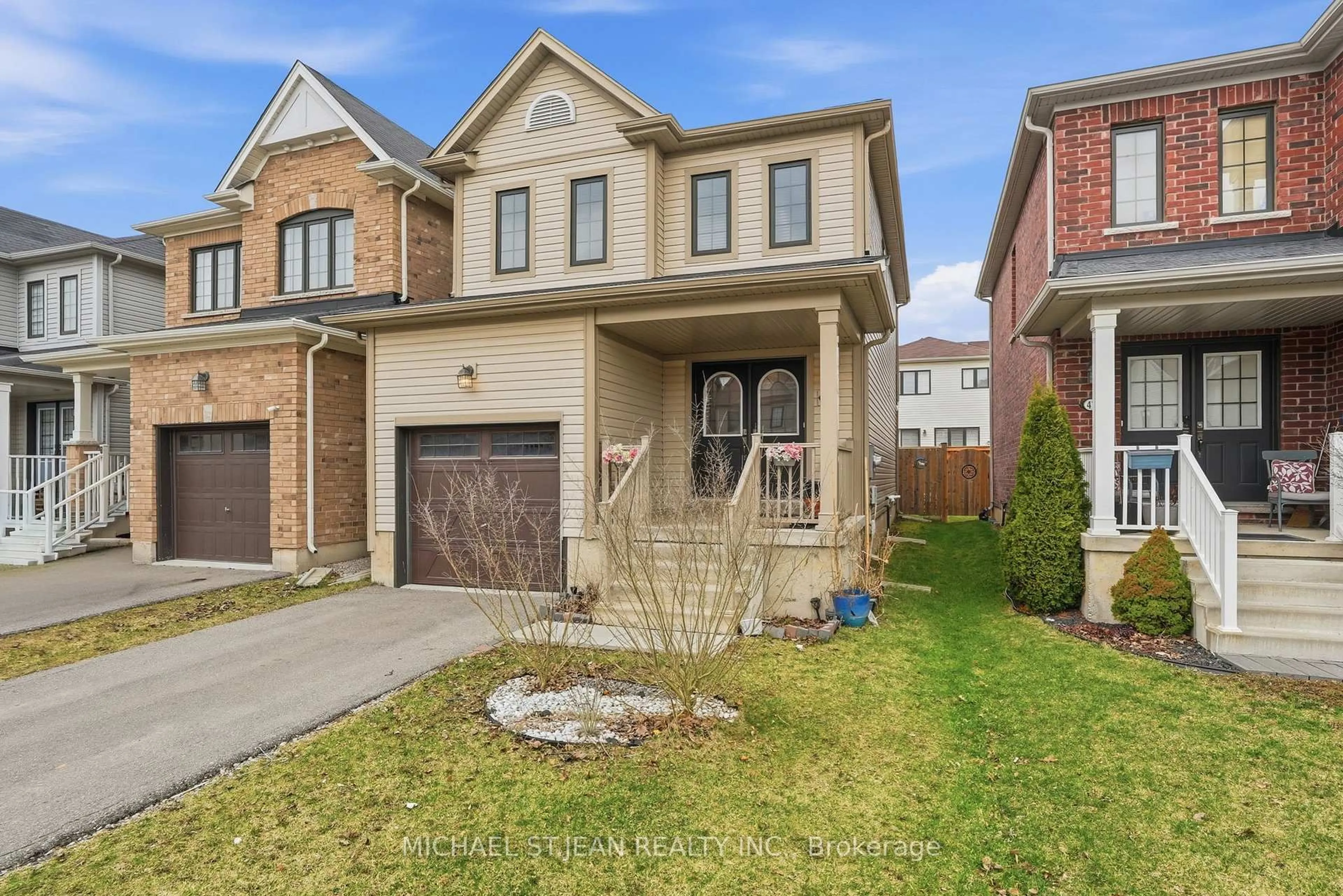 Home with brick exterior material, street for 45 Kelso Dr, Haldimand Ontario N3W 0B7