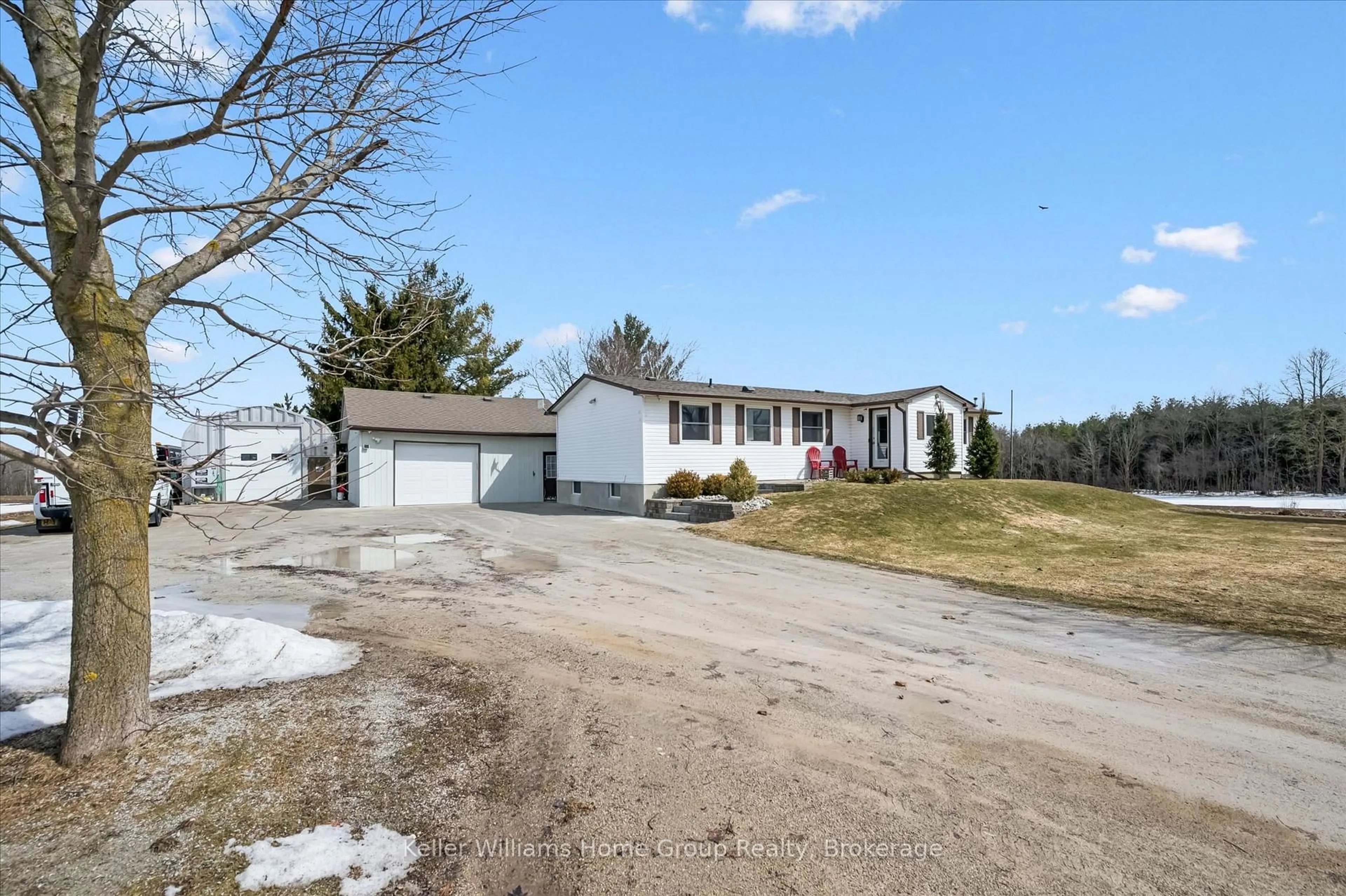 A pic from outside/outdoor area/front of a property/back of a property/a pic from drone, street for 5789 Seventh Line, Guelph/Eramosa Ontario N0B 2K0