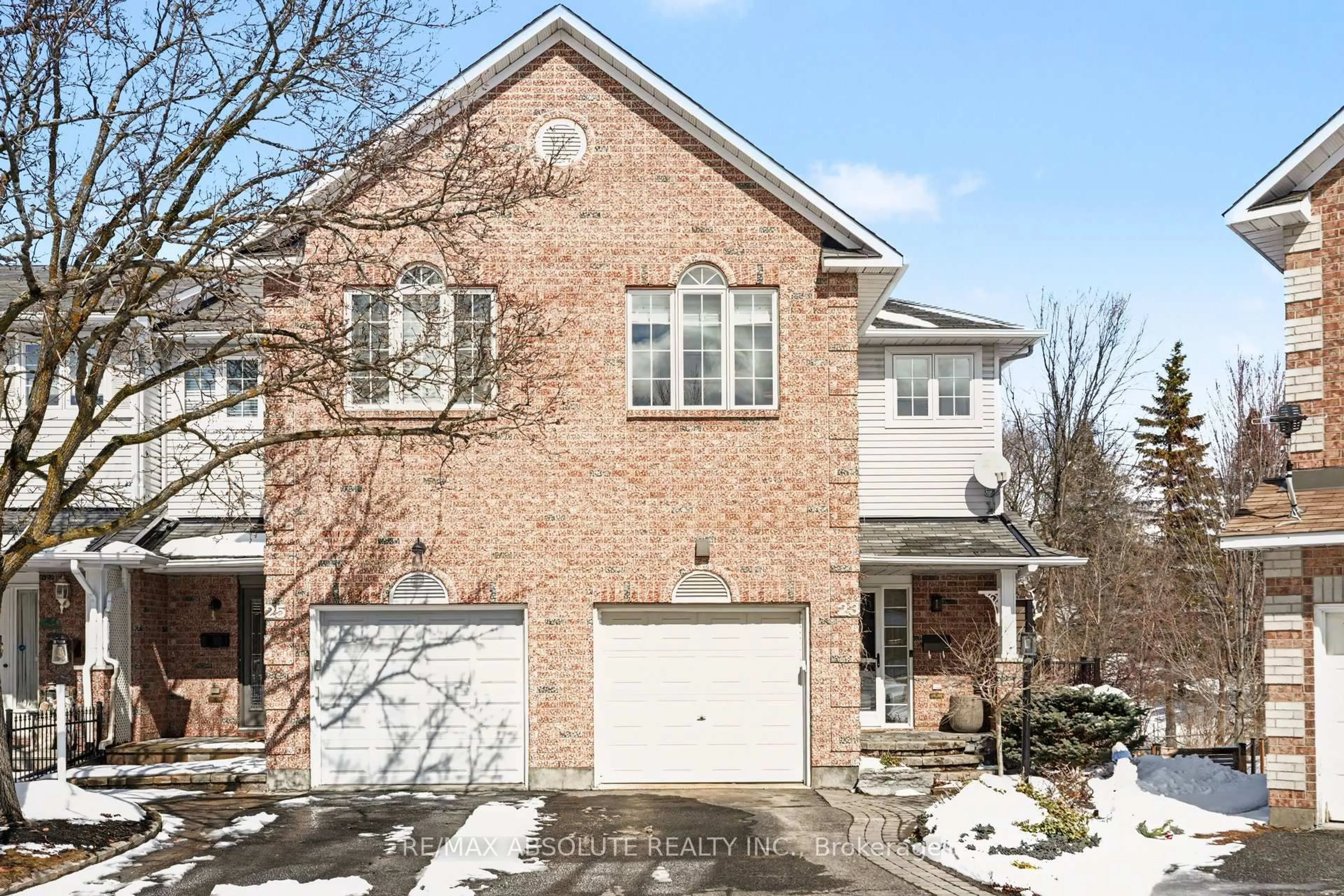 Home with brick exterior material, street for 23 Riverbank Crt, Stittsville Ontario K2S 1V7