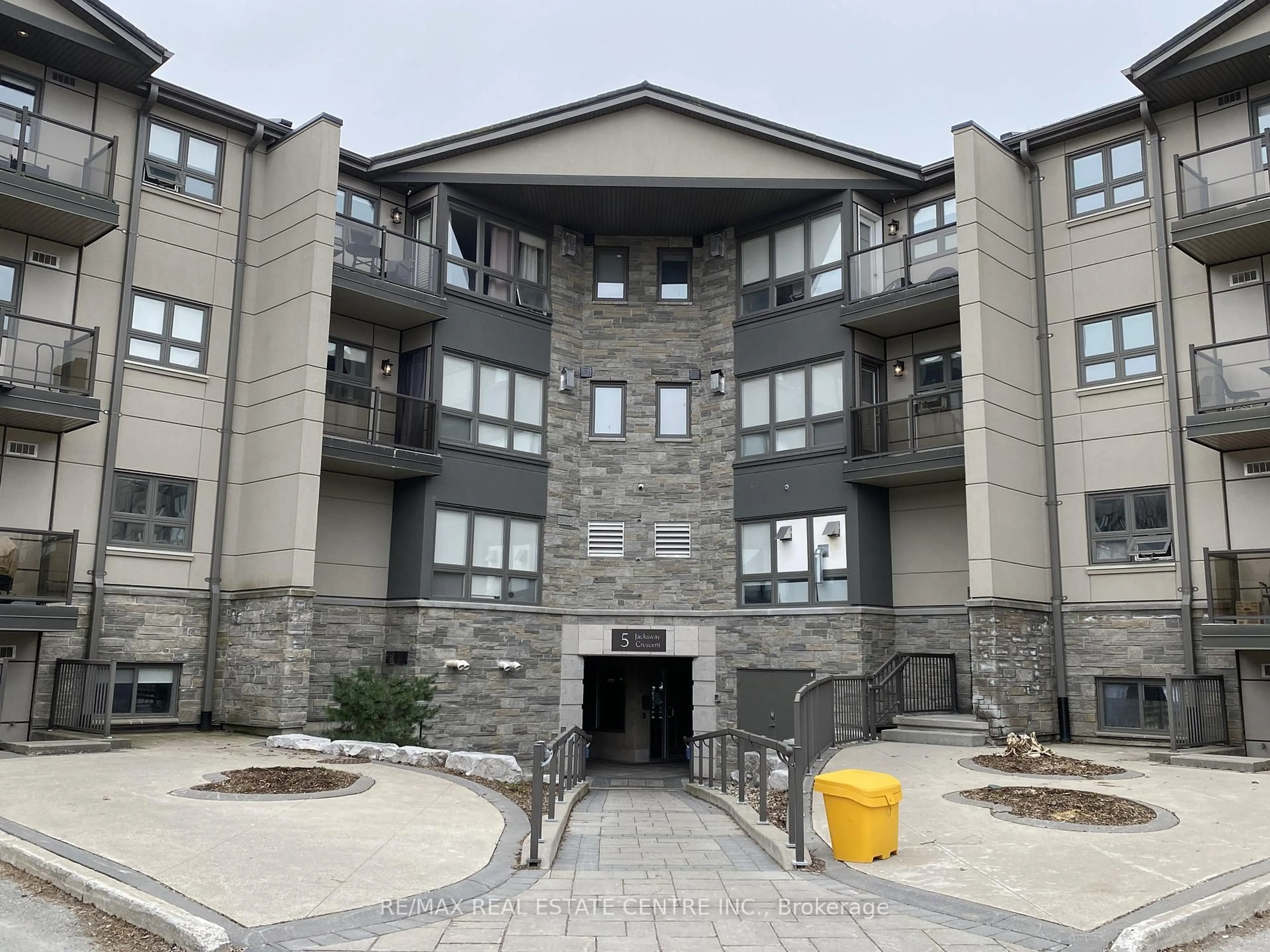 Unknown for 5 Jacksway Cres #407, London North Ontario N5X 3T6