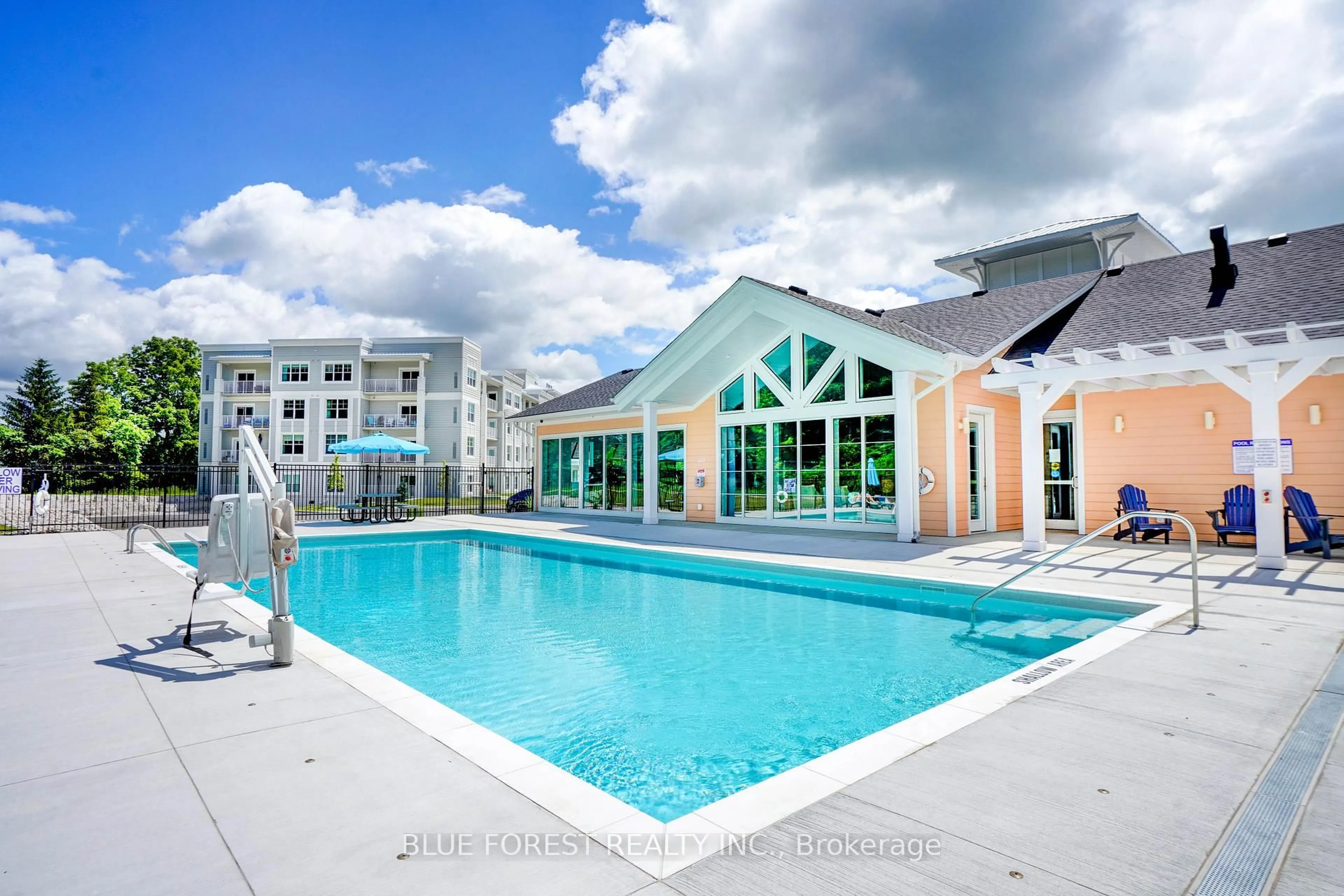 Pool for 100 THE PROMENADE #307, Central Elgin Ontario N5L 1C5