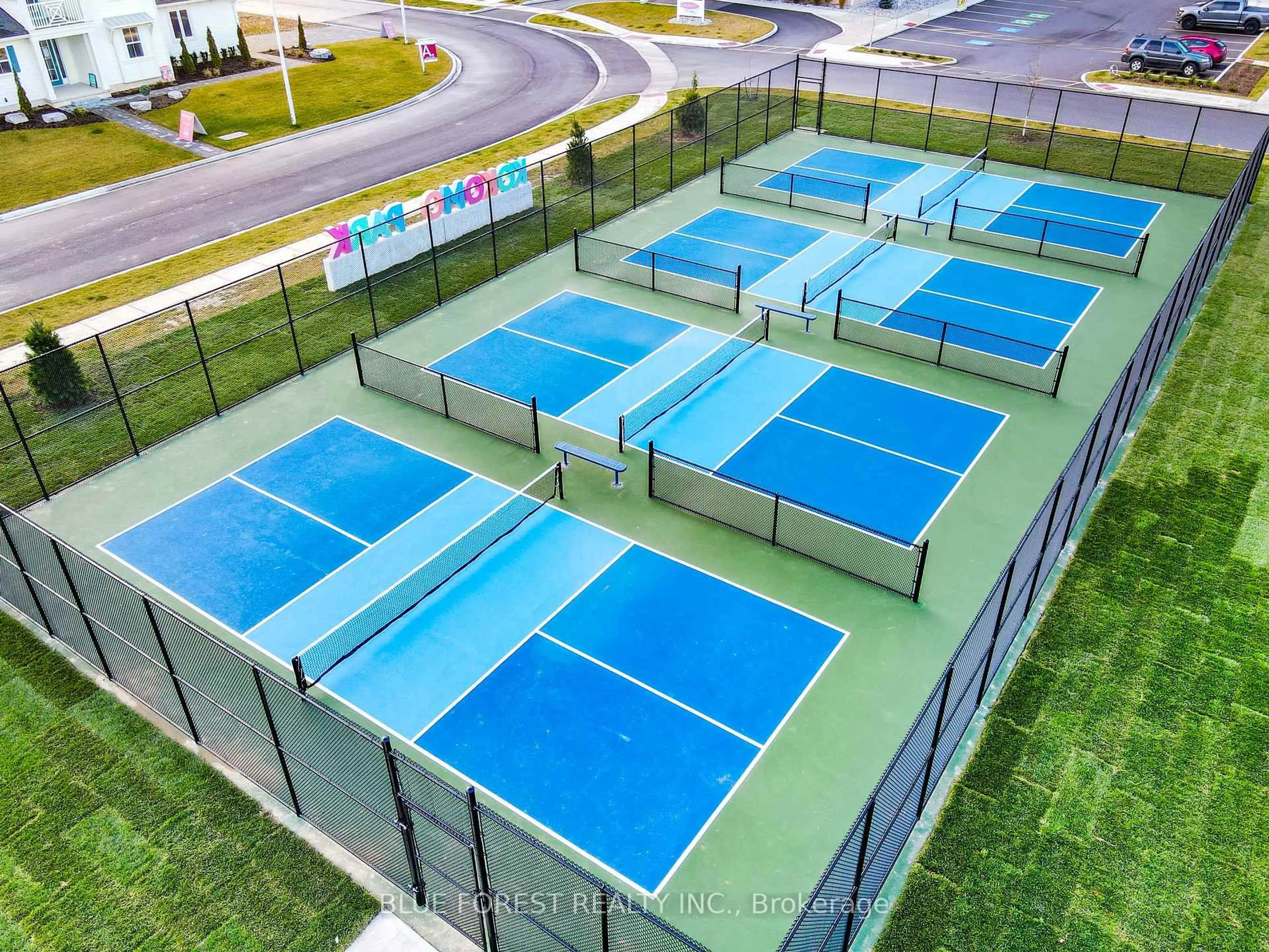 A pic from outside/outdoor area/front of a property/back of a property/a pic from drone, street for 100 THE PROMENADE #307, Central Elgin Ontario N5L 1C5