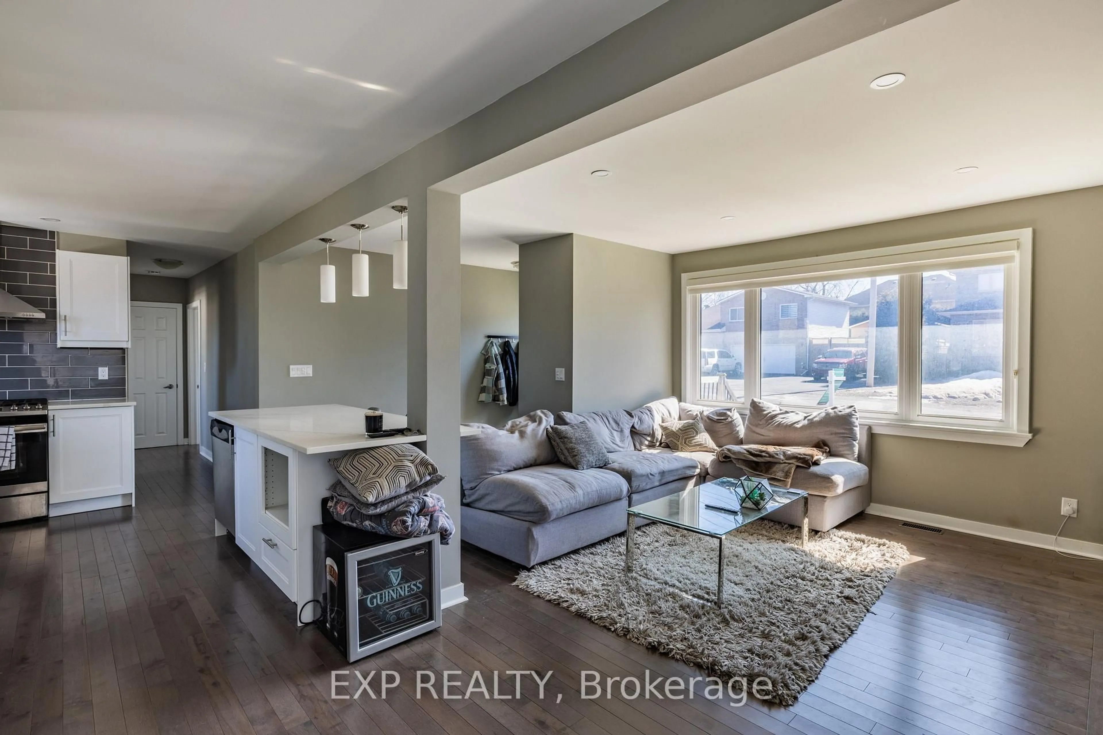 Open concept kitchen, unknown for 35 Withrow Ave, Ottawa Ontario K2G 2H7