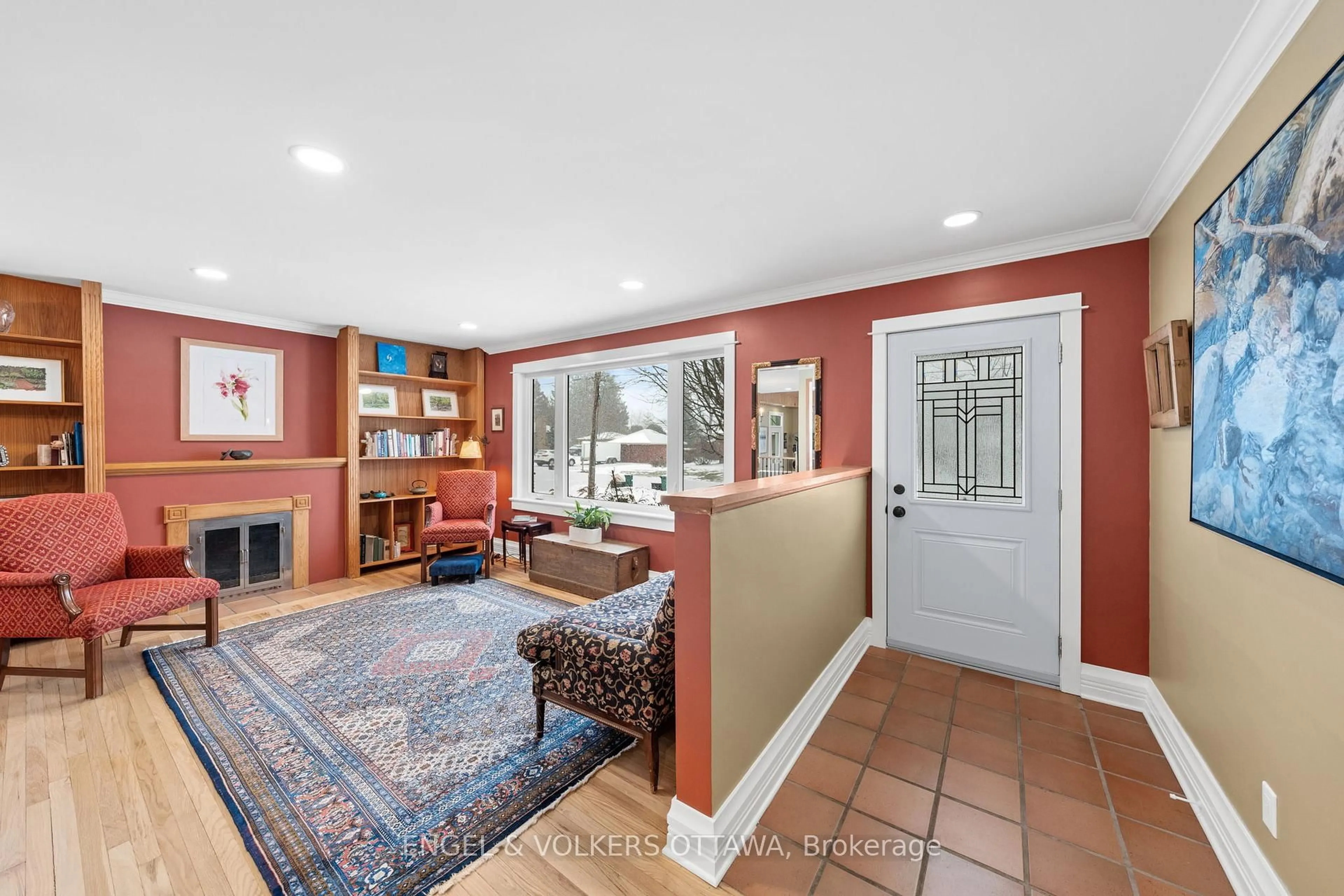 Unknown for 1105 Edward St, Manotick Ontario K4M 1G8