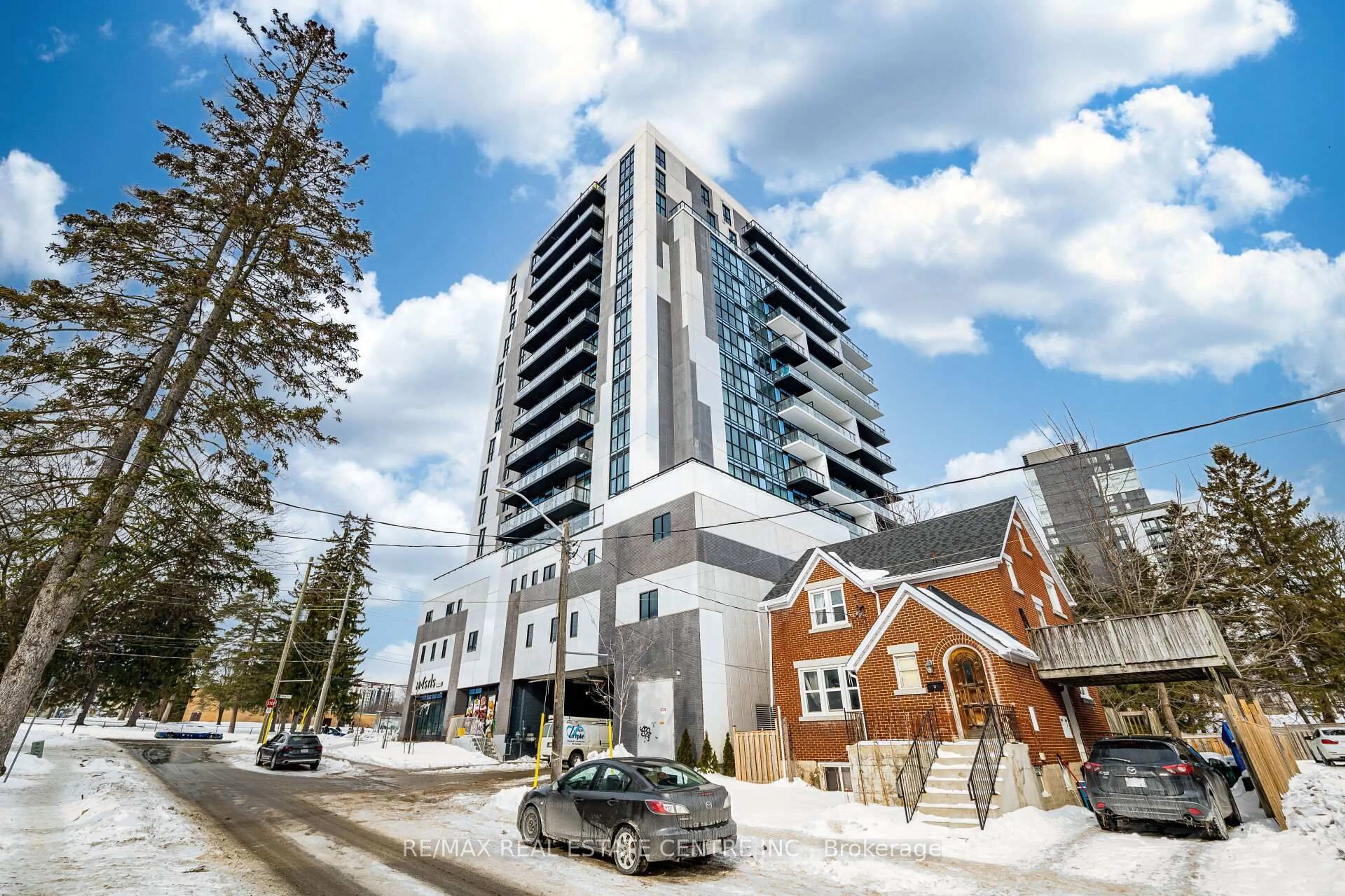 Unknown for 128 King St #1007, Waterloo Ontario N2J 2X9