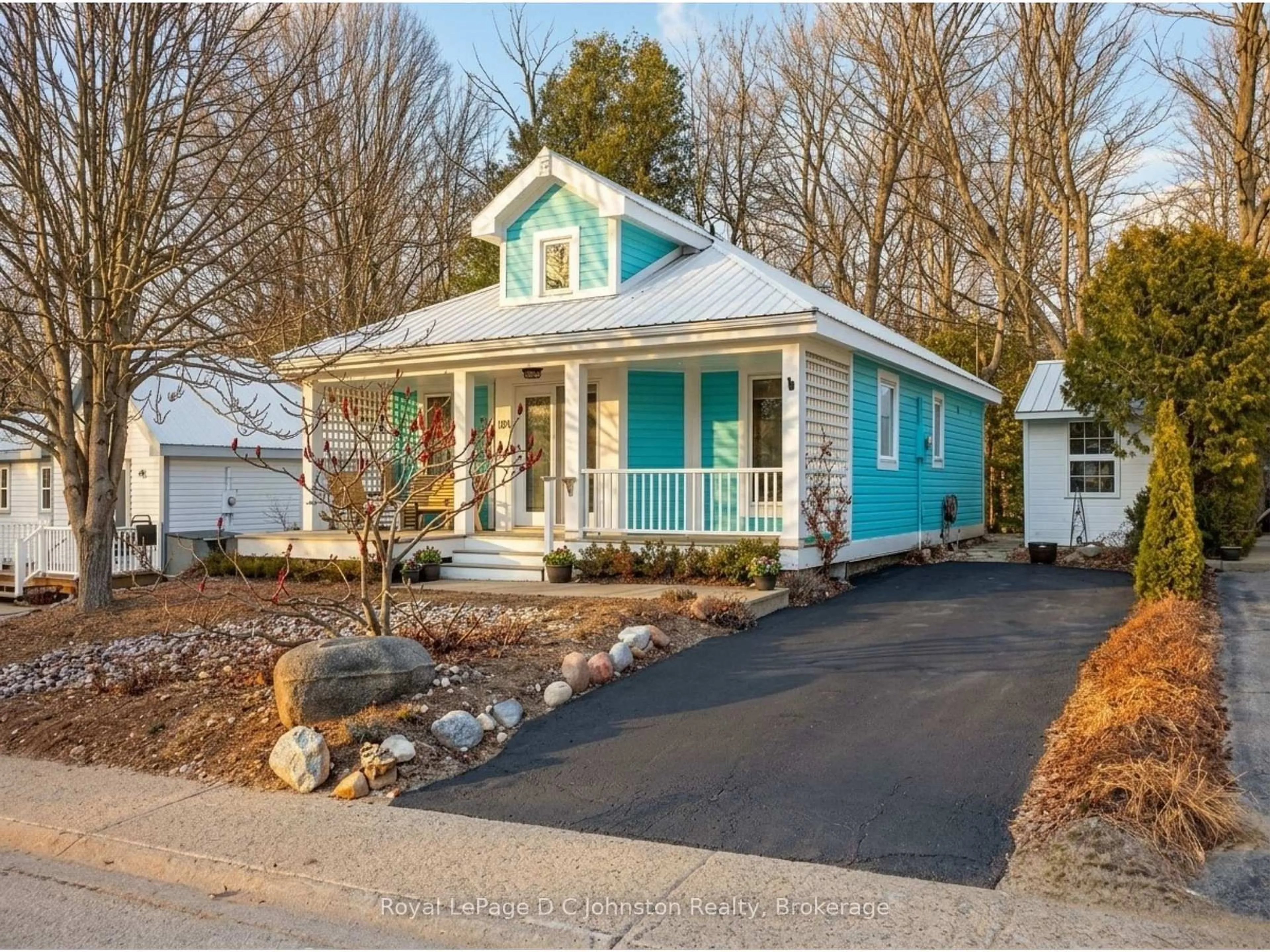 Home with vinyl exterior material, street for 383 McNabb St #106, Saugeen Shores Ontario N0H 2L0