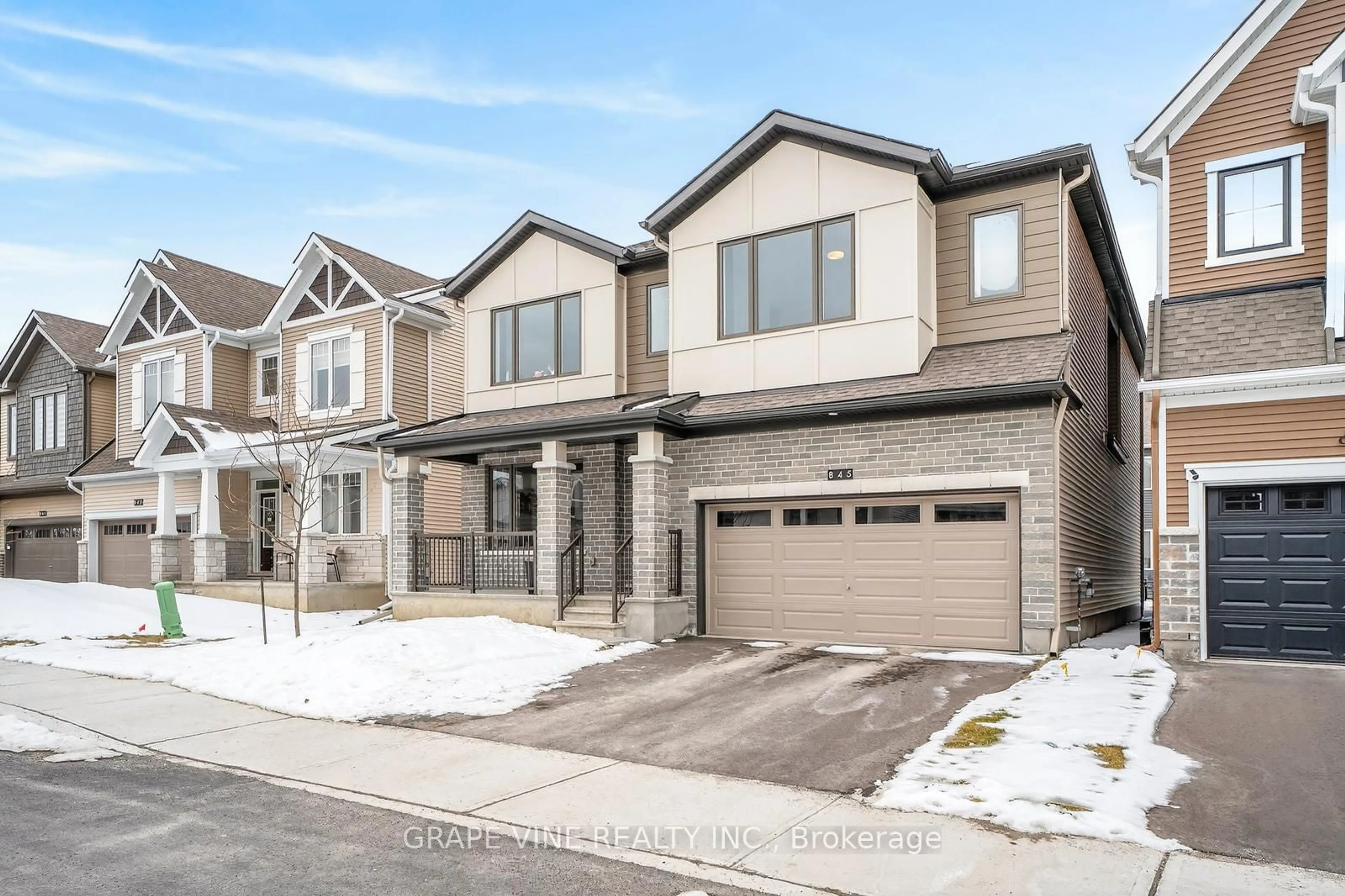 Home with brick exterior material, street for 845 Pearly Everlasting Cres, Richmond Ontario K0A 2Z0