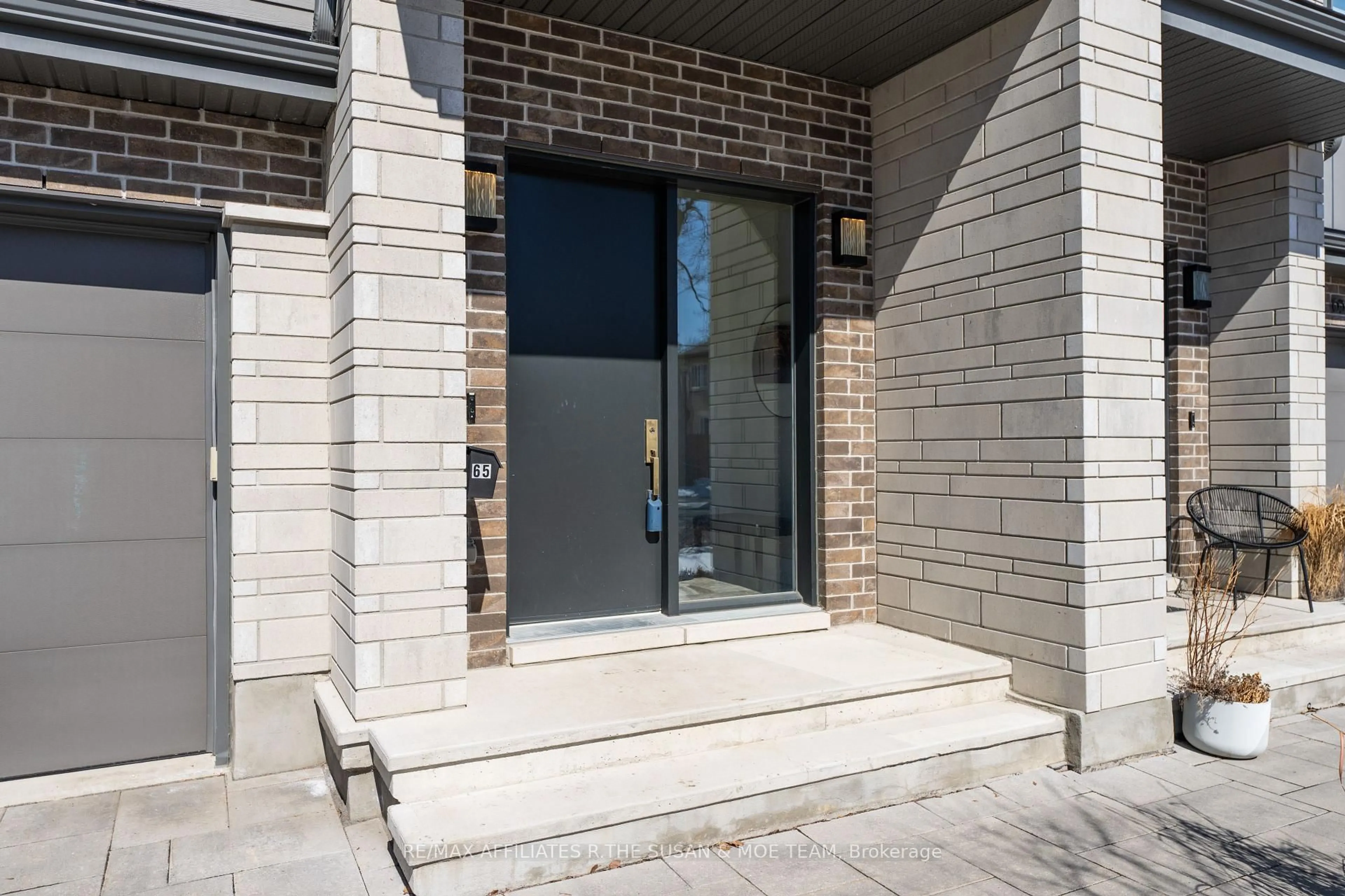 Unknown for 65 Kenora St, Ottawa Ontario K1Y 3K9