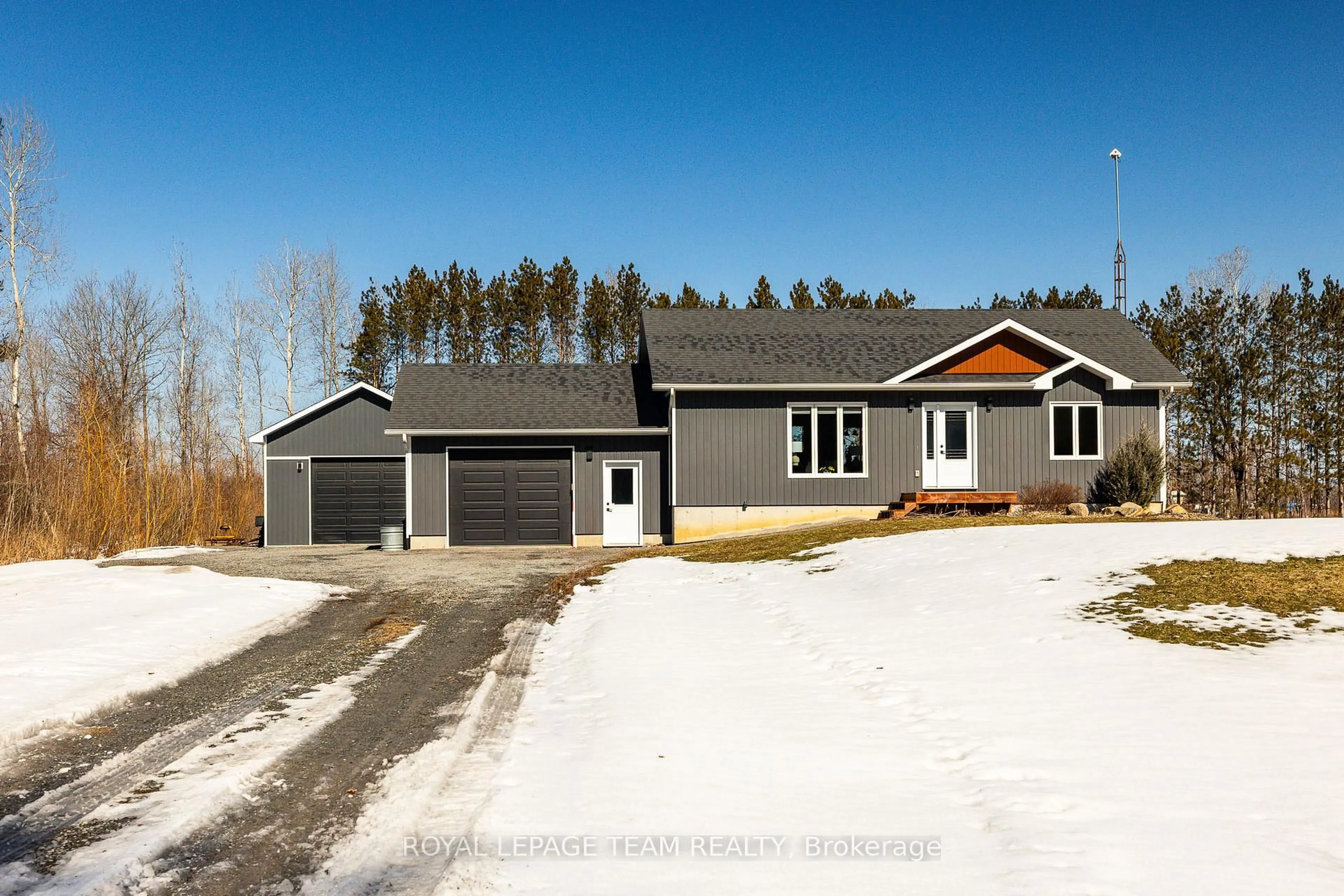 Home with vinyl exterior material, street for 10625 Loughlin Ridge Rd, North Dundas Ontario K0E 1S0