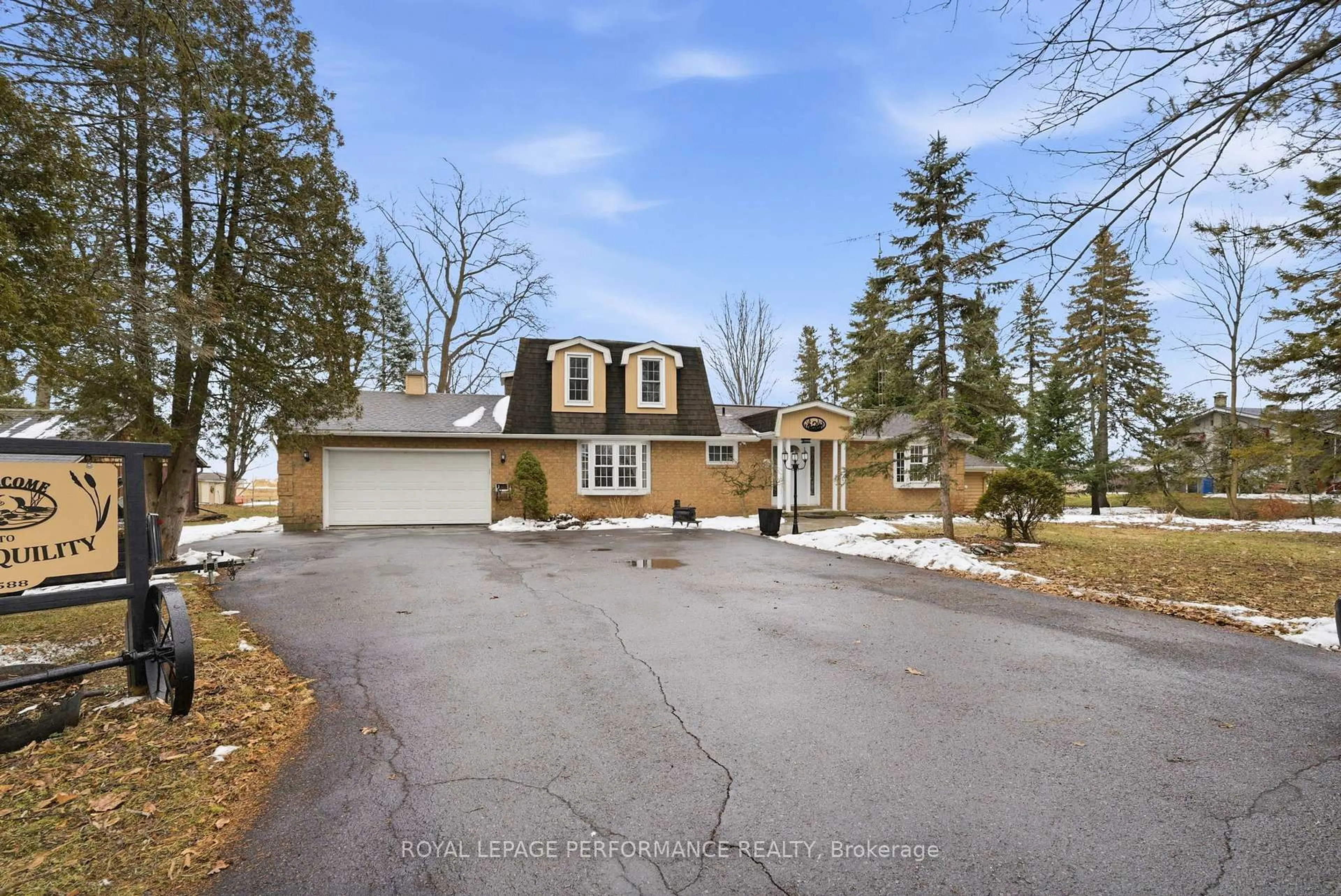 A pic from outside/outdoor area/front of a property/back of a property/a pic from drone, street for 6588 Tree Haven Rd, South Glengarry Ontario K0C 2E0