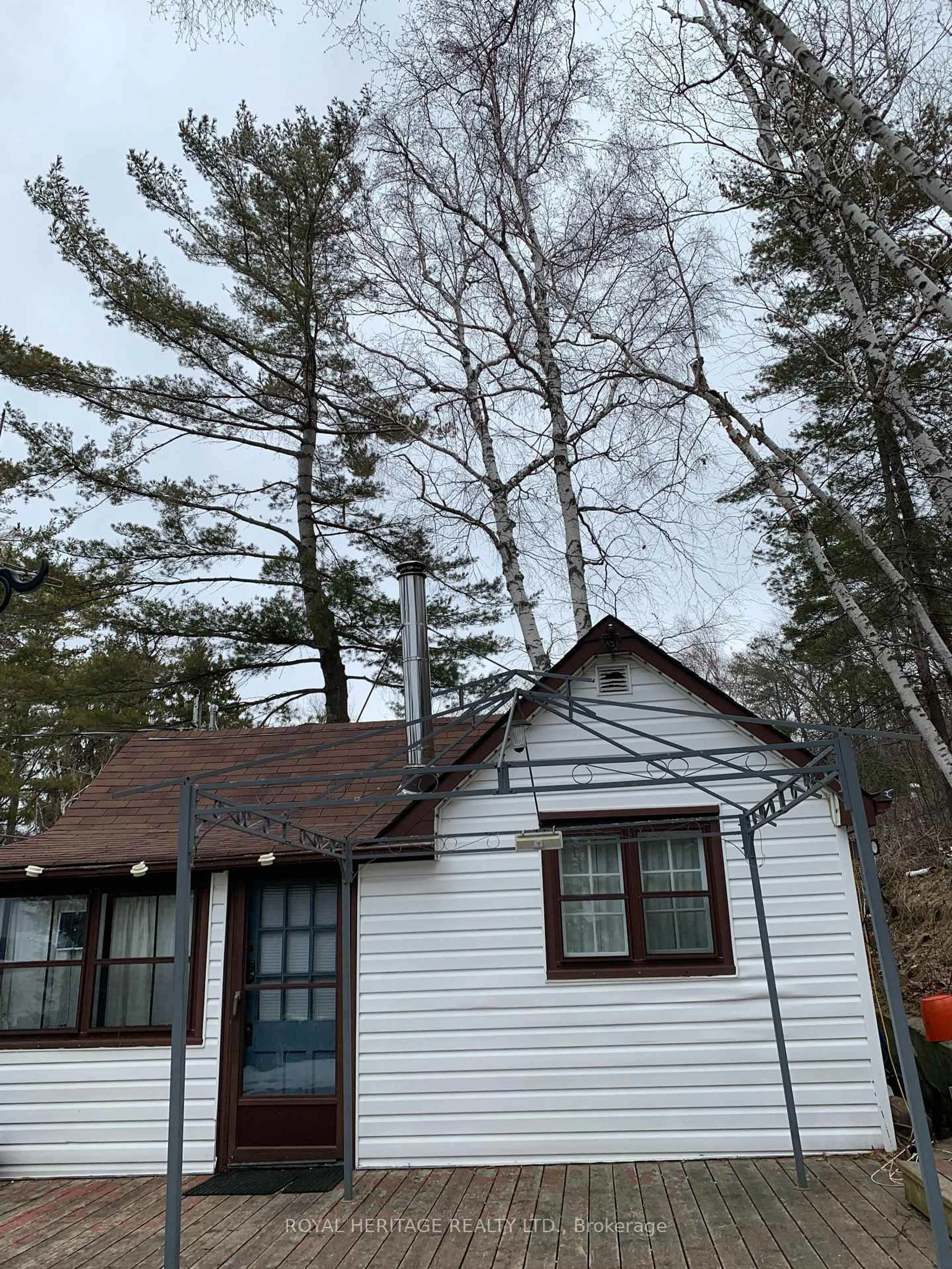 Home with vinyl exterior material, unknown for 8018 Taits Beach Rd #125, Hamilton Township Ontario K0K 2E0