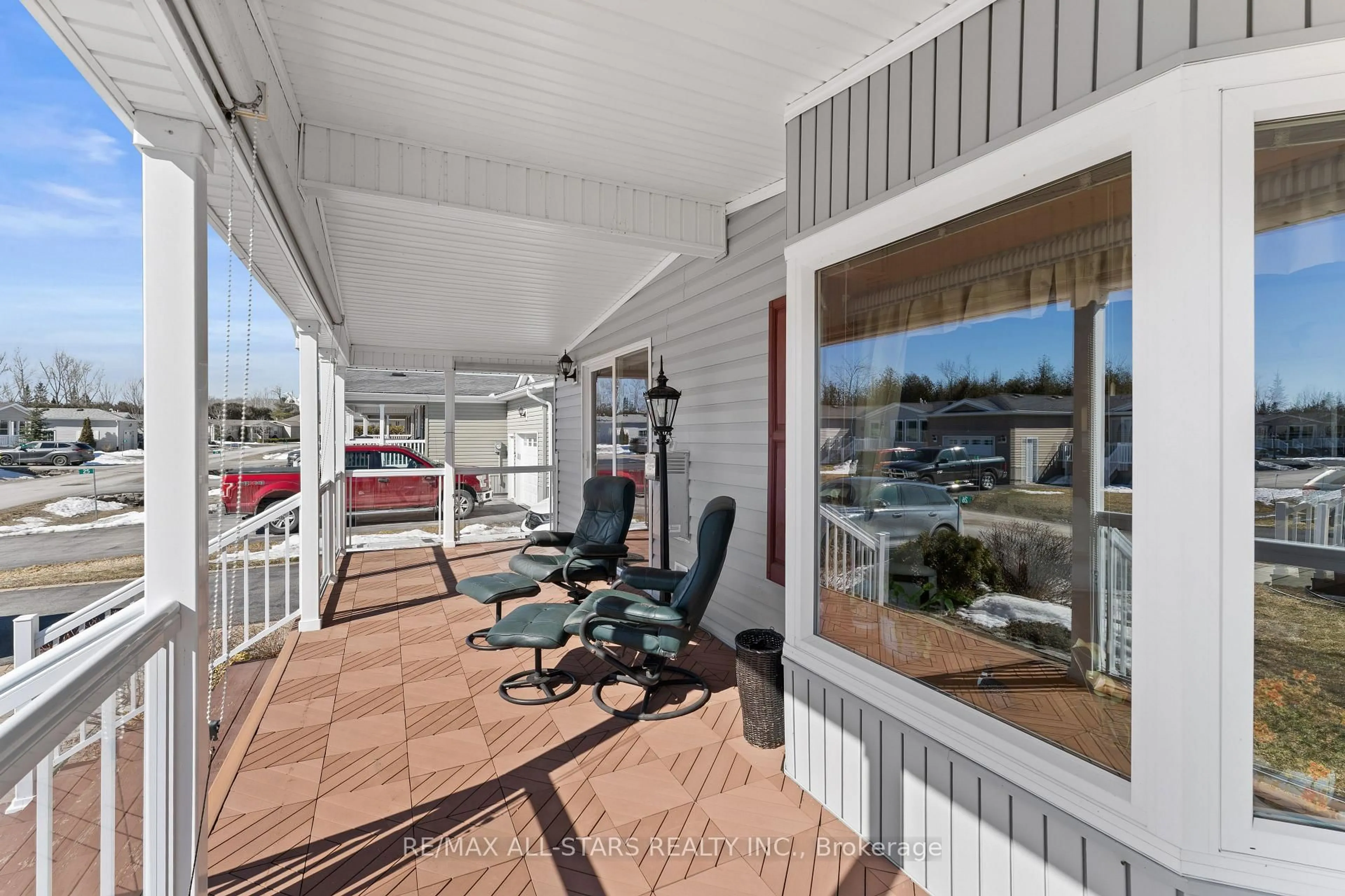 Patio, unknown for 26 Creekside Circ, Kawartha Lakes Ontario K0M 1L0