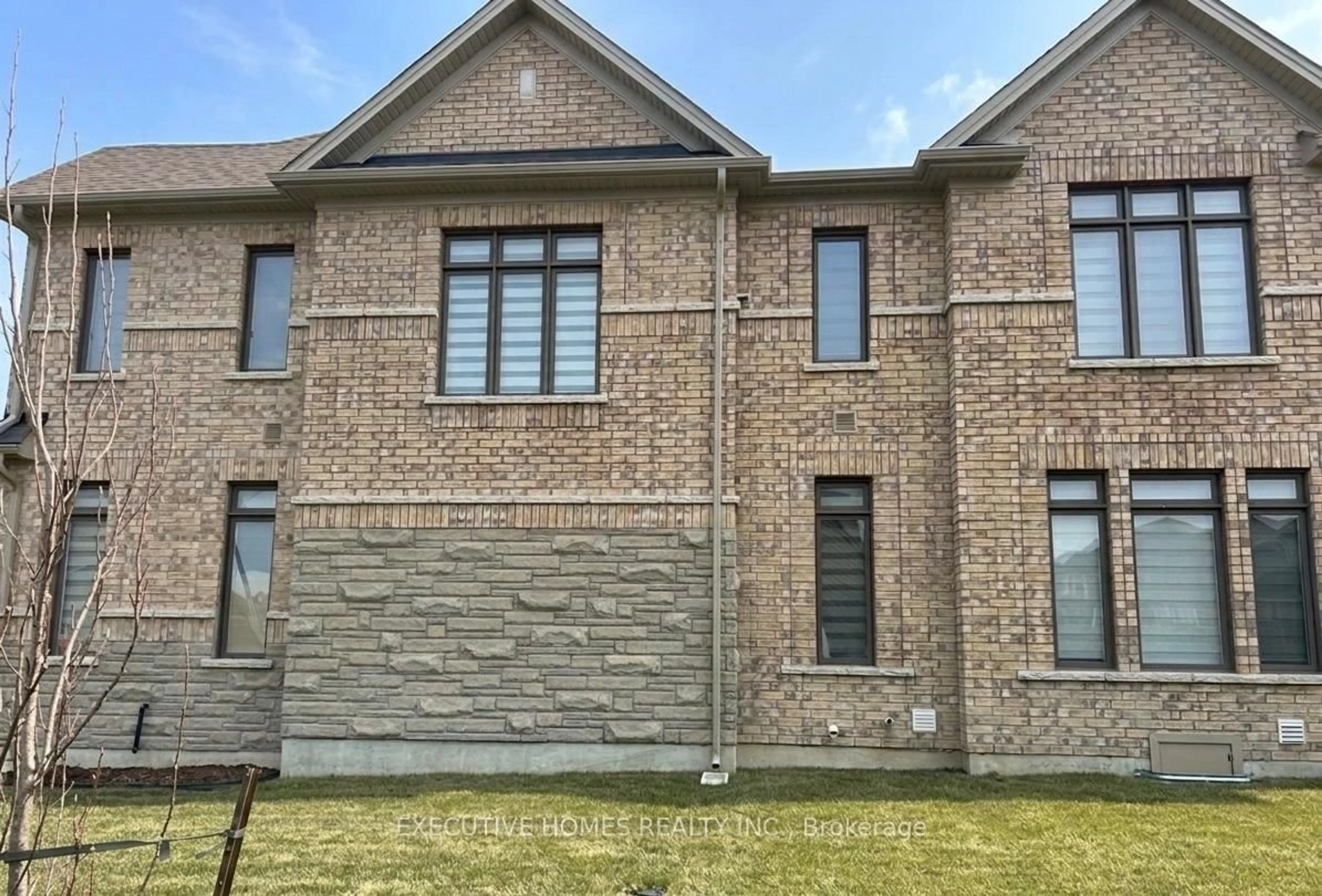 Home with brick exterior material, building for 454 Robert Woolner St, North Dumfries Ontario N0B 1E0