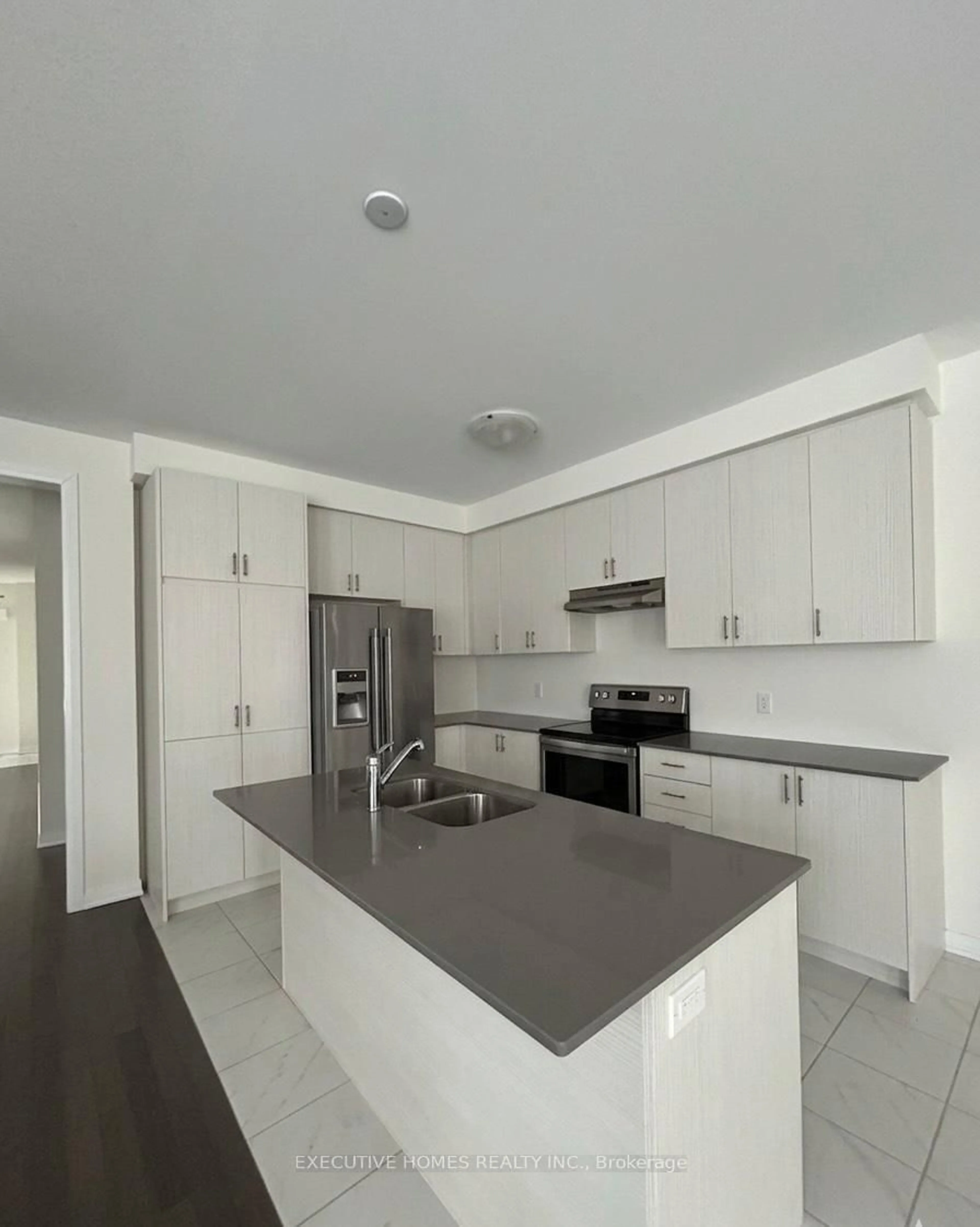 Open concept kitchen, unknown for 454 Robert Woolner St, North Dumfries Ontario N0B 1E0