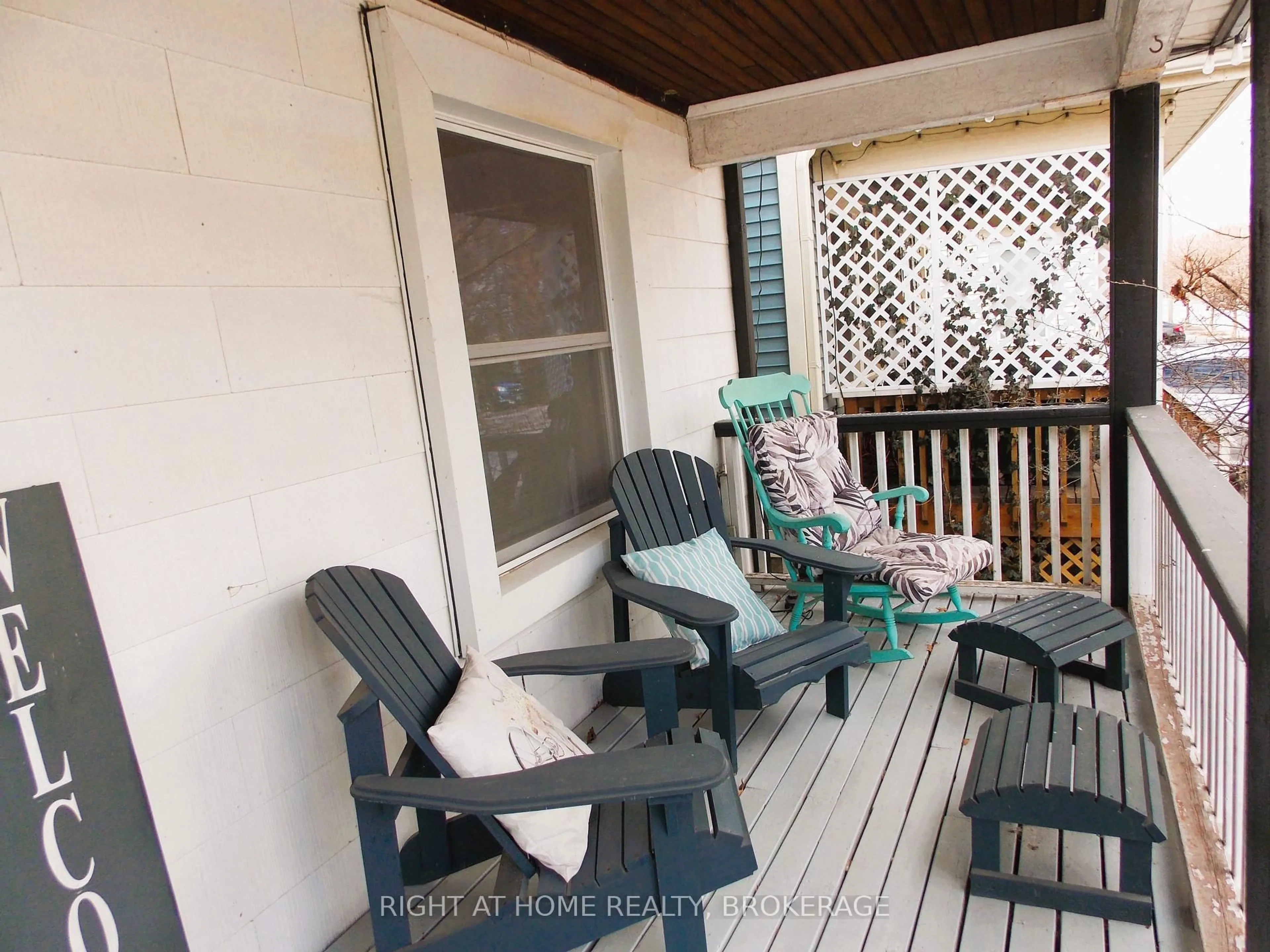 Balcony in the apartment, water/lake/river/ocean view for 88 Chaplin Ave, St. Catharines Ontario L2R 2E7