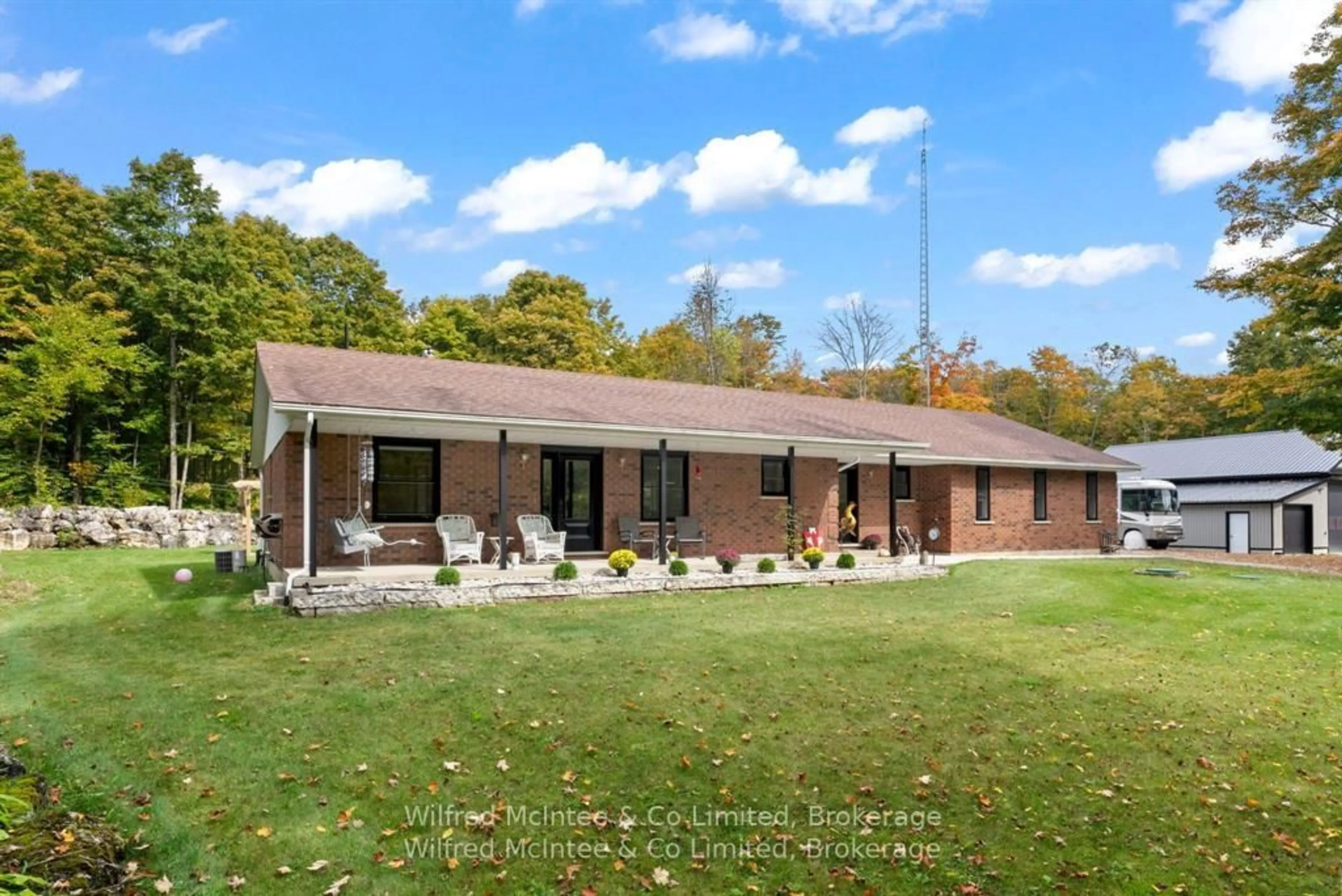 A pic from outside/outdoor area/front of a property/back of a property/a pic from drone, building for 442289 Concession 21, Georgian Bluffs Ontario N0H 2T0