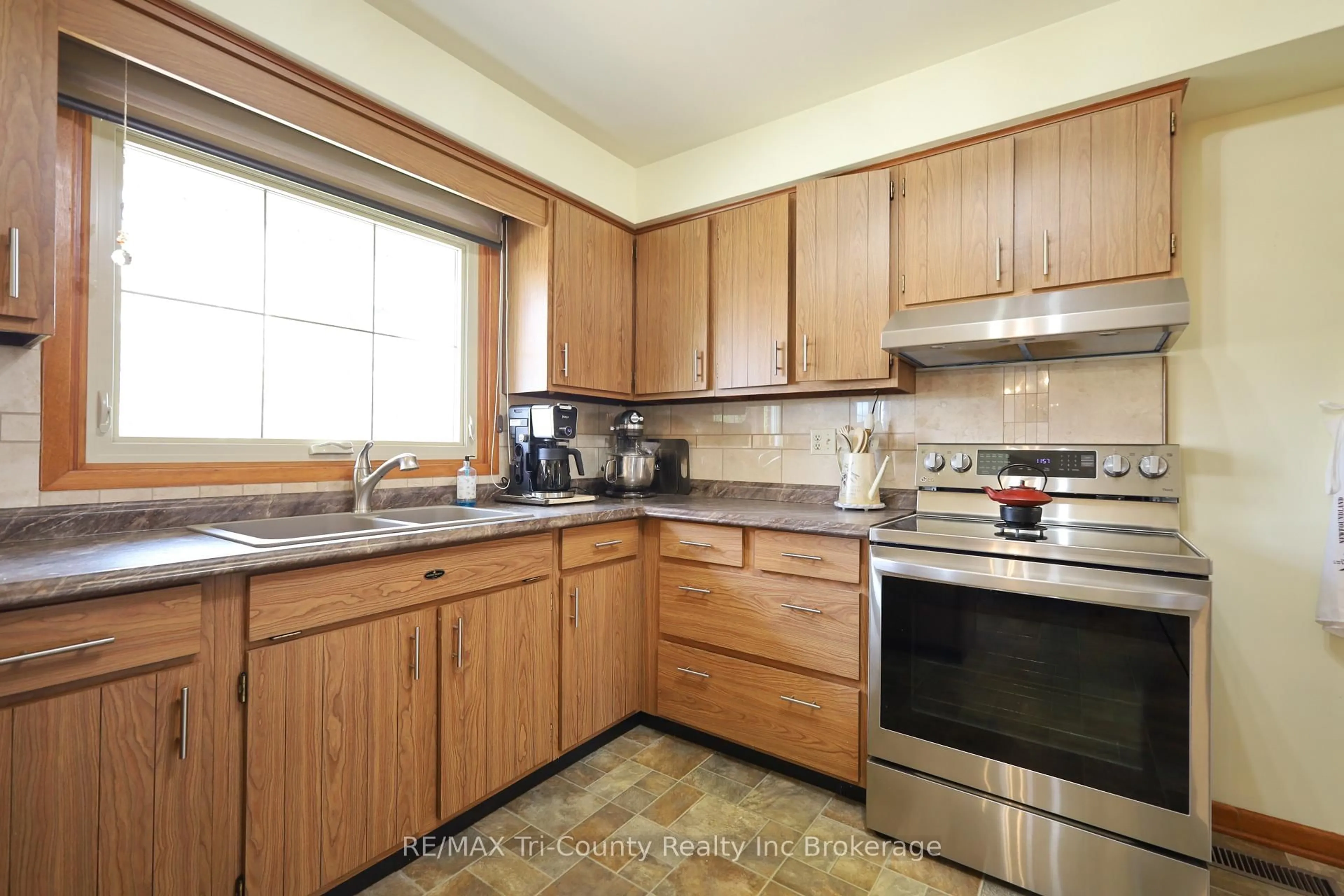 Standard kitchen, unknown for 9113 PLANK Rd, Bayham Ontario N0J 1Y0