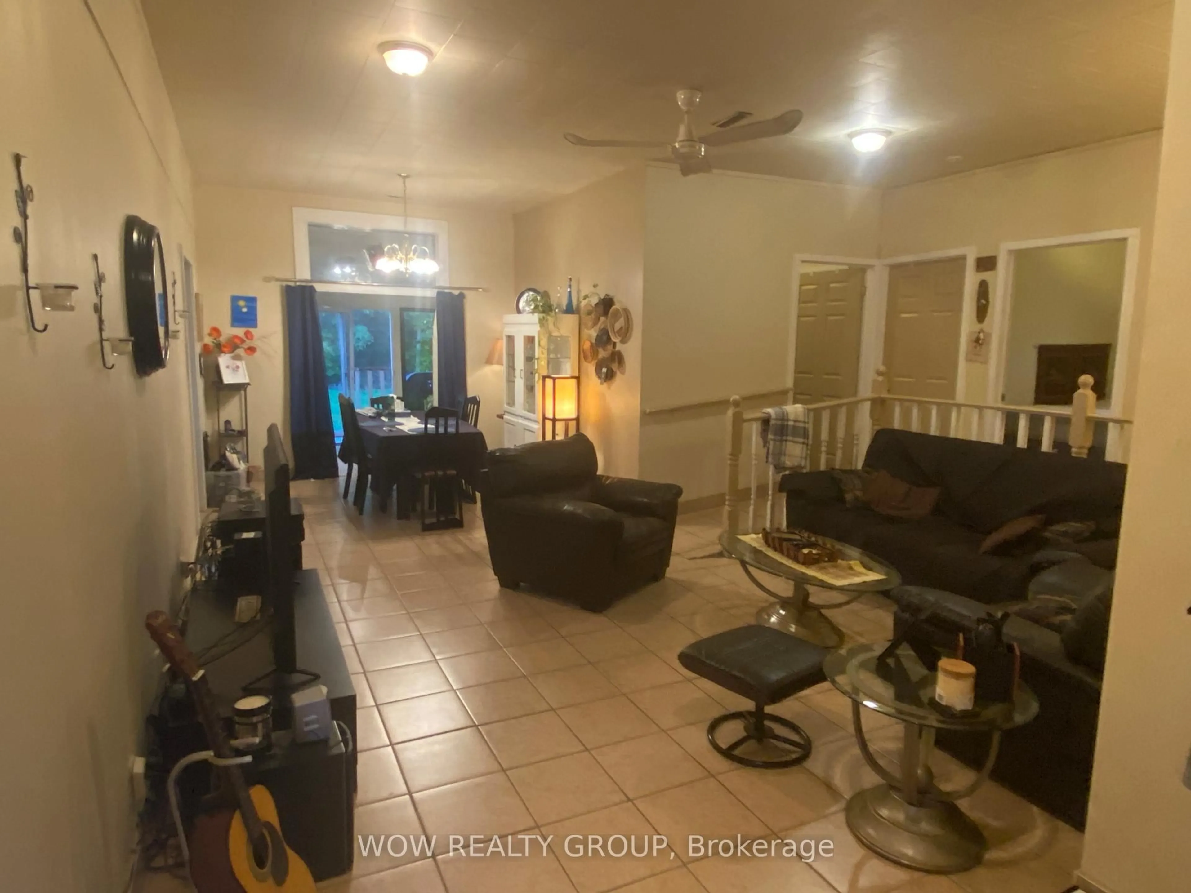 Unknown for 215 Broadway Ave, Welland Ontario L3C 5L7