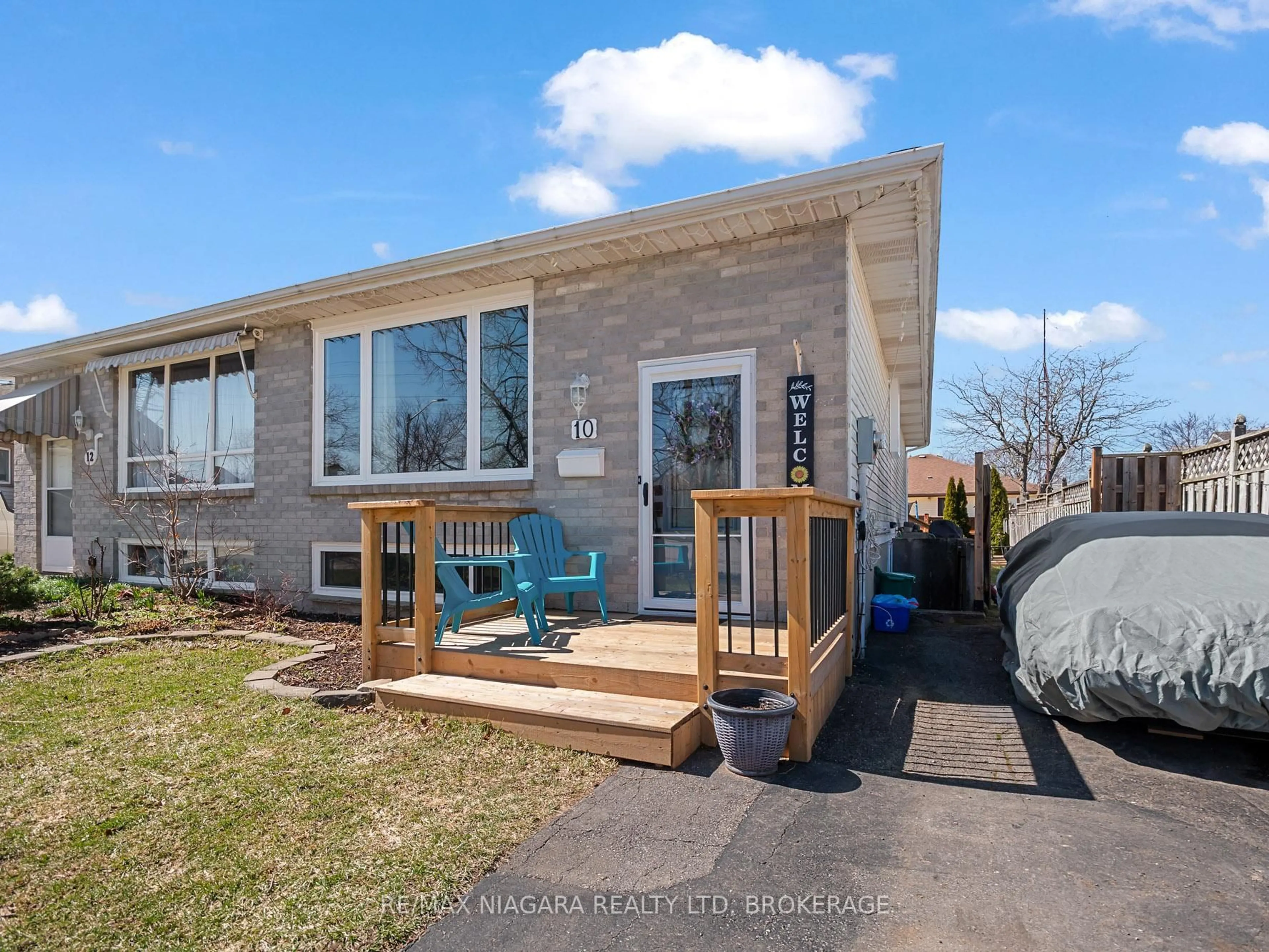 Unknown for 10 Swayze Crt, Thorold Ontario L2V 4Y9