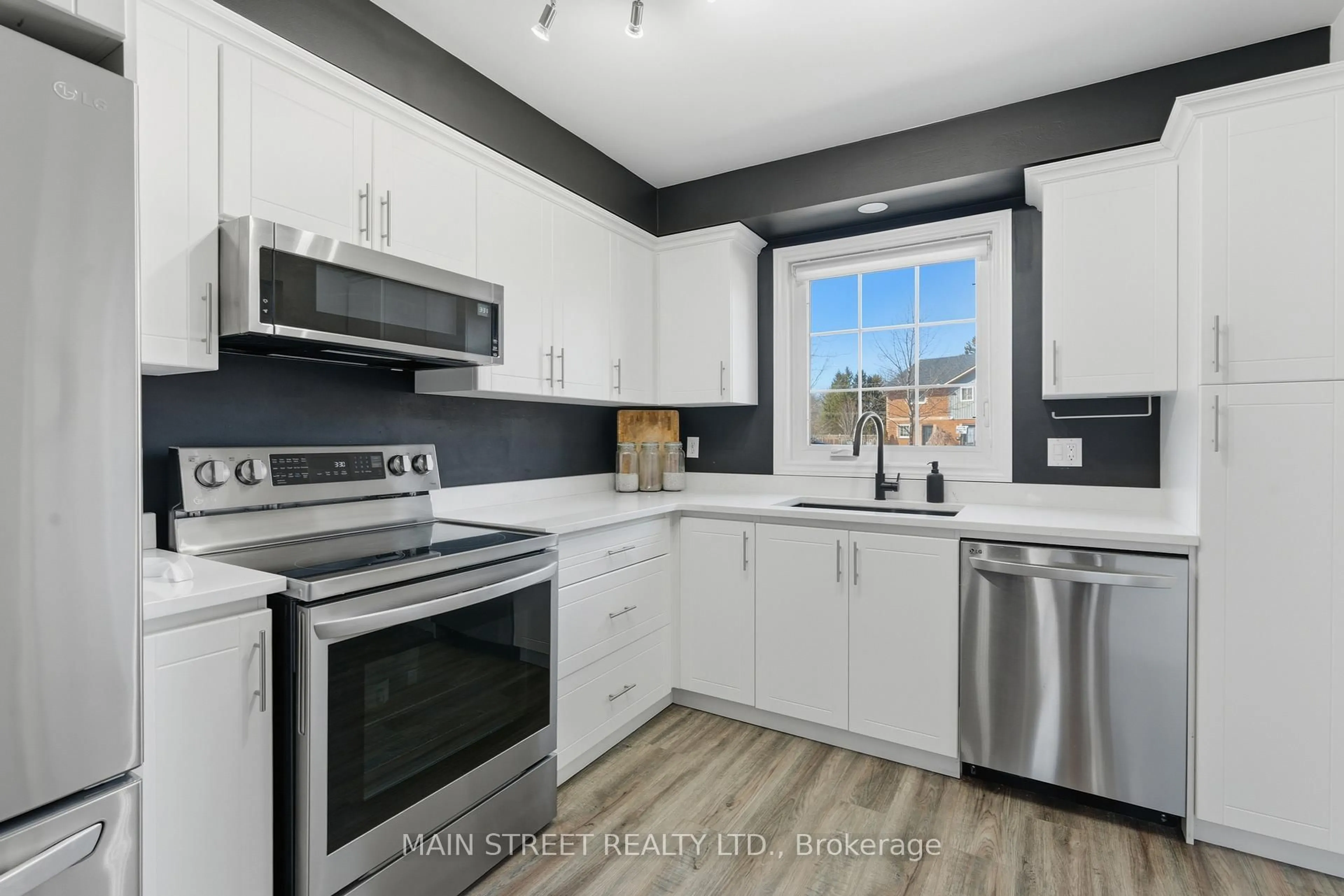 Unknown for 110 SILVAN Dr #2, Welland Ontario L3C 6C3