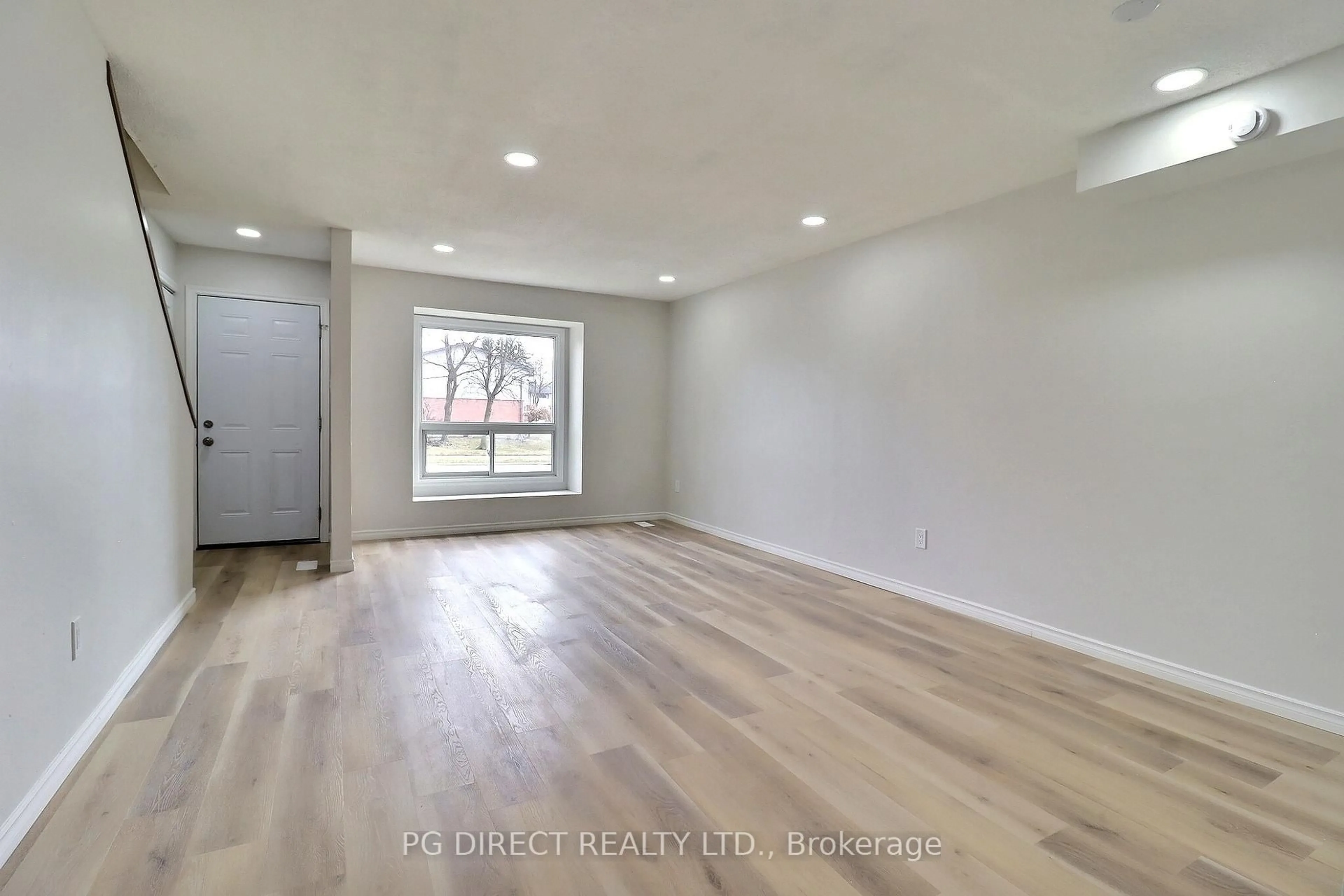 A pic of a room for 1200 Cheapside St #36, London East Ontario N5Y 5J7