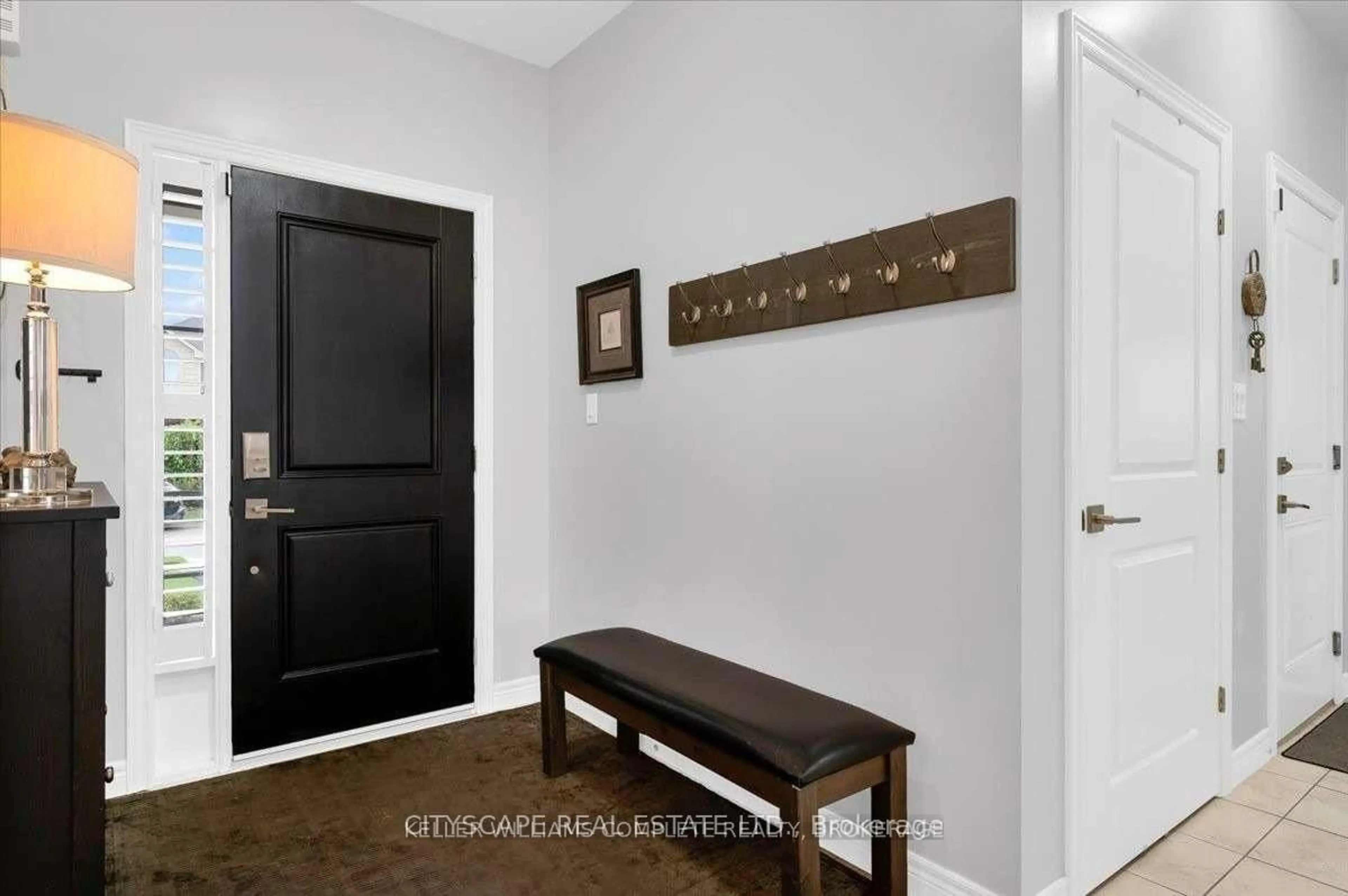 Indoor entryway for 40 Blue Ribbon Way, Hamilton Ontario L0R 1C0