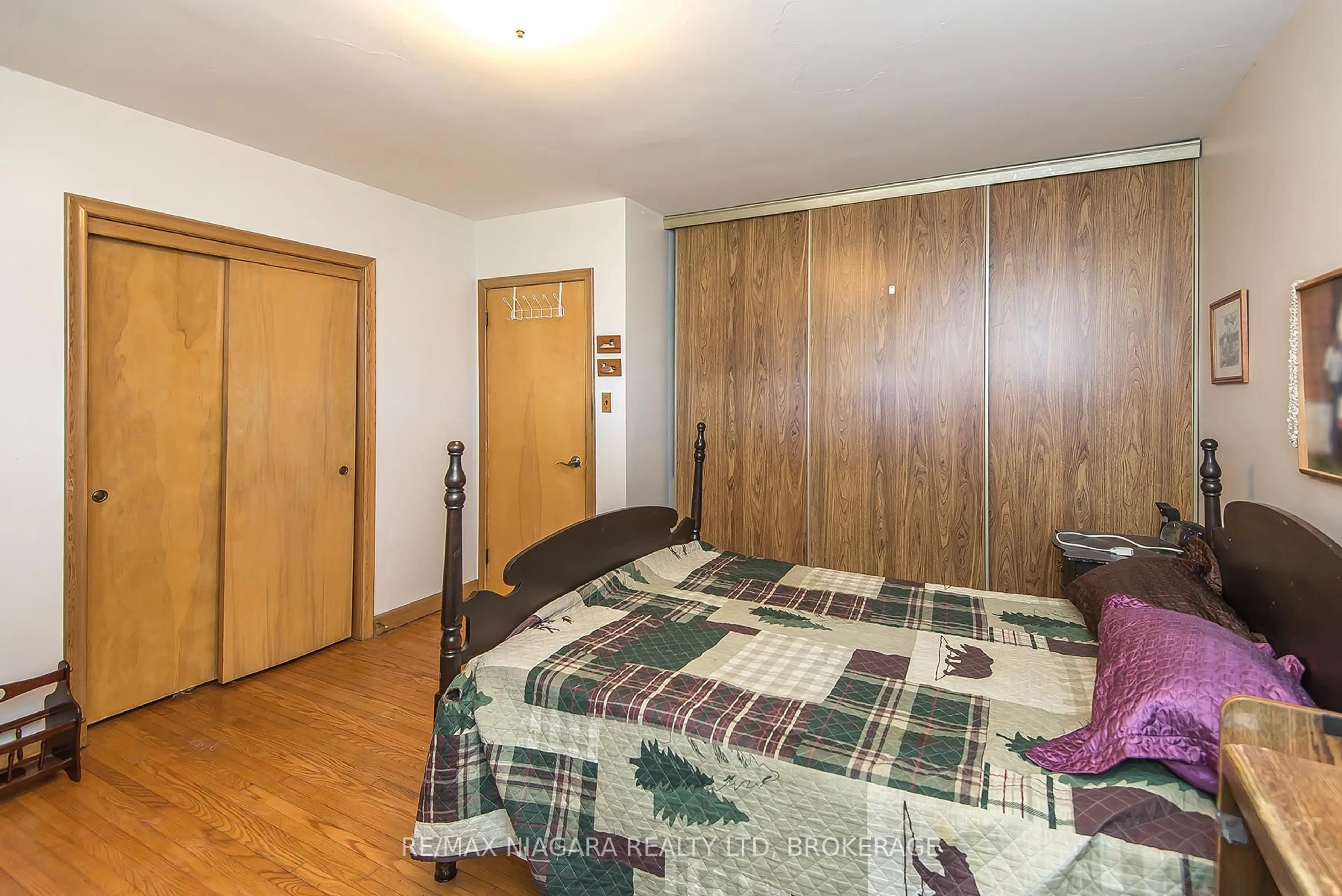 A pic of a room for 88 Golden Blvd, Welland Ontario L3B 1H7