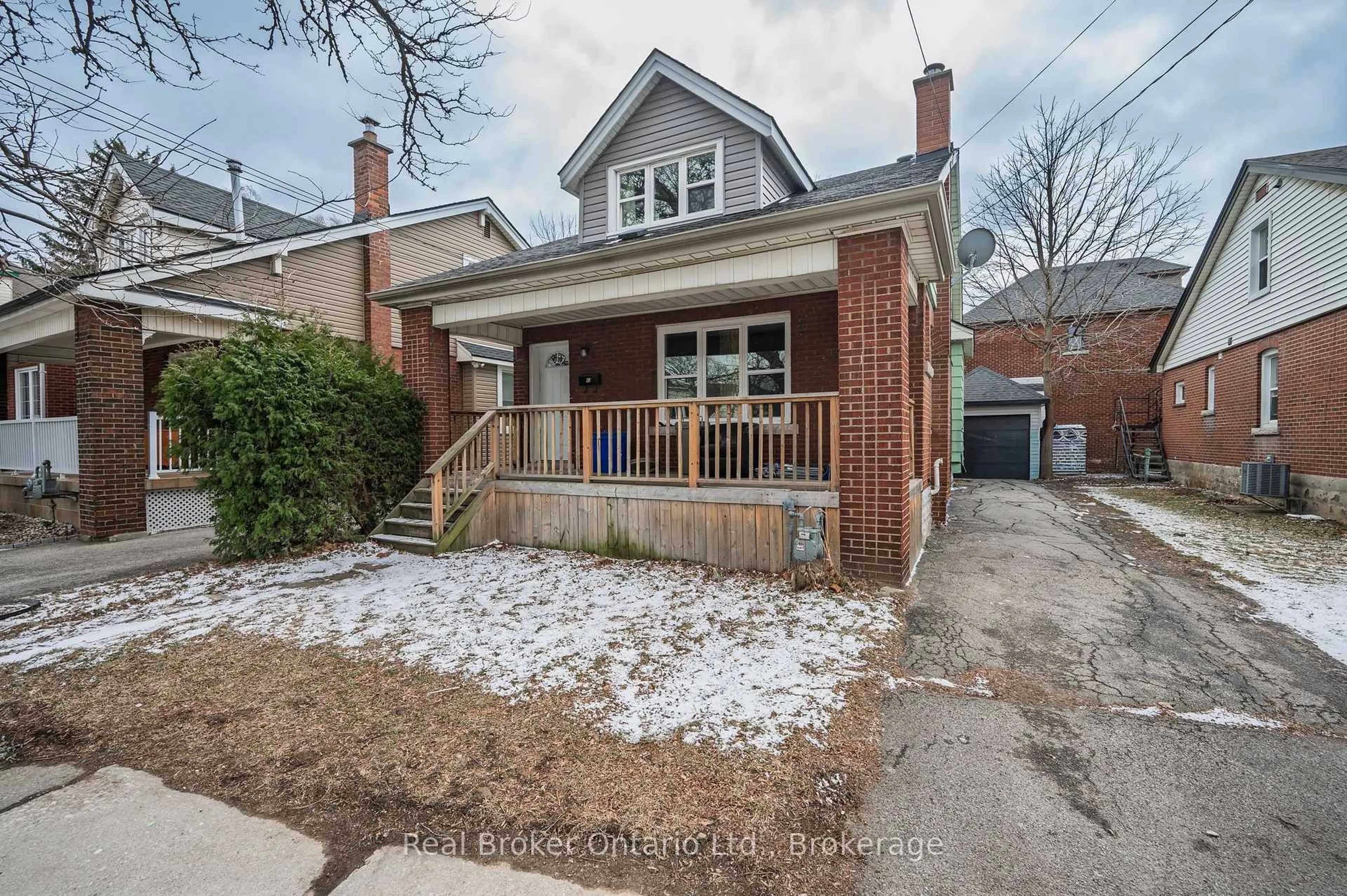 Home with brick exterior material, street for 43 Sterling St, Hamilton Ontario L8S 4H6