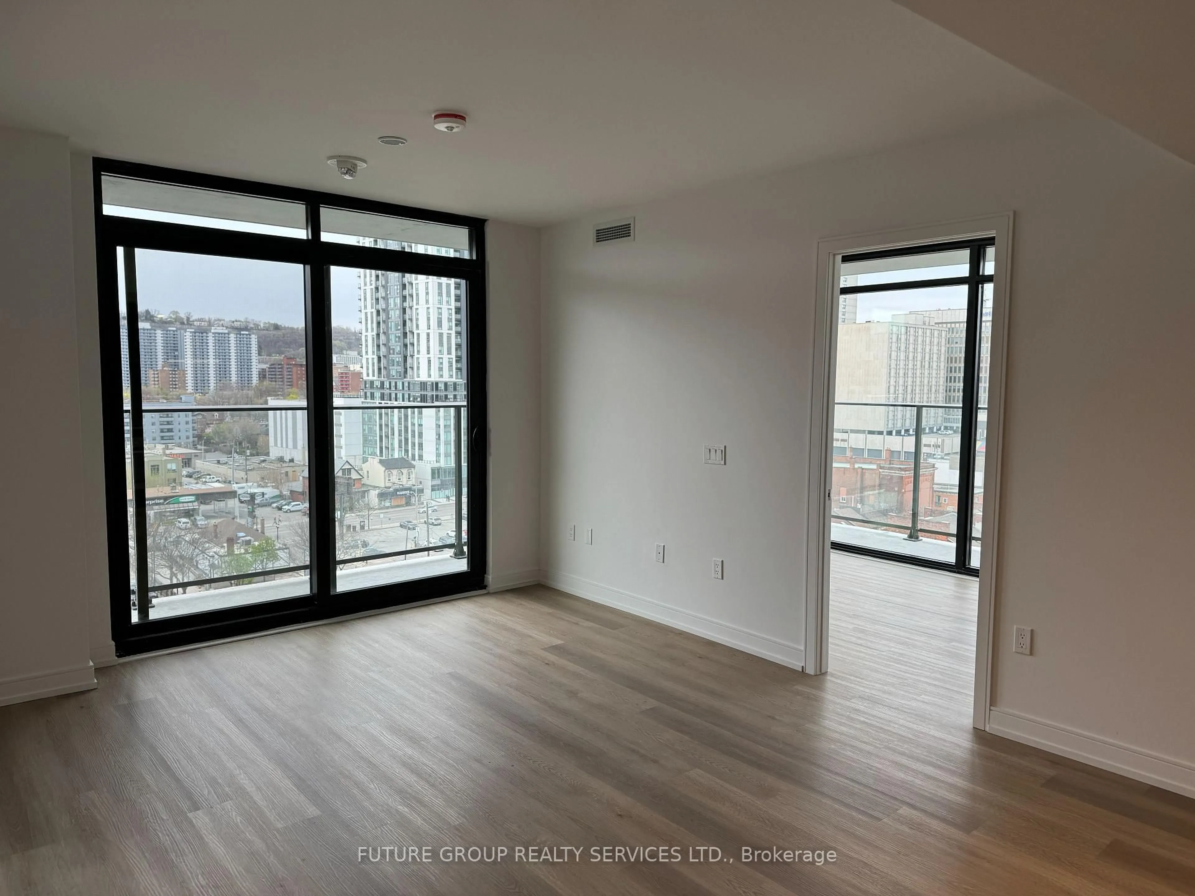 A pic of a room for 1 Jarvis St #1208, Hamilton Ontario L8R 3J2