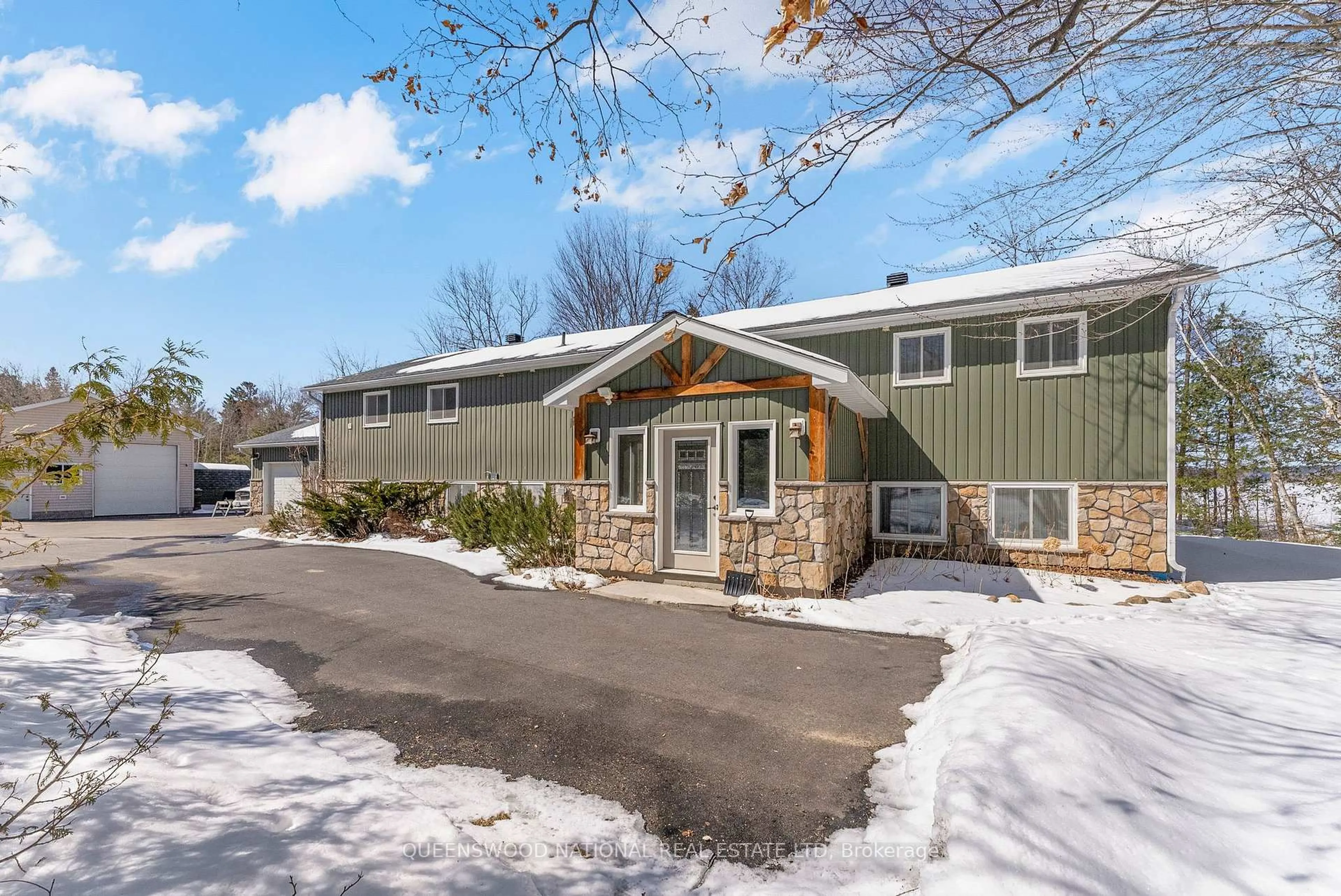 Unknown for 42125 Combermere Rd, Barry's Bay Ontario K0J 1B0