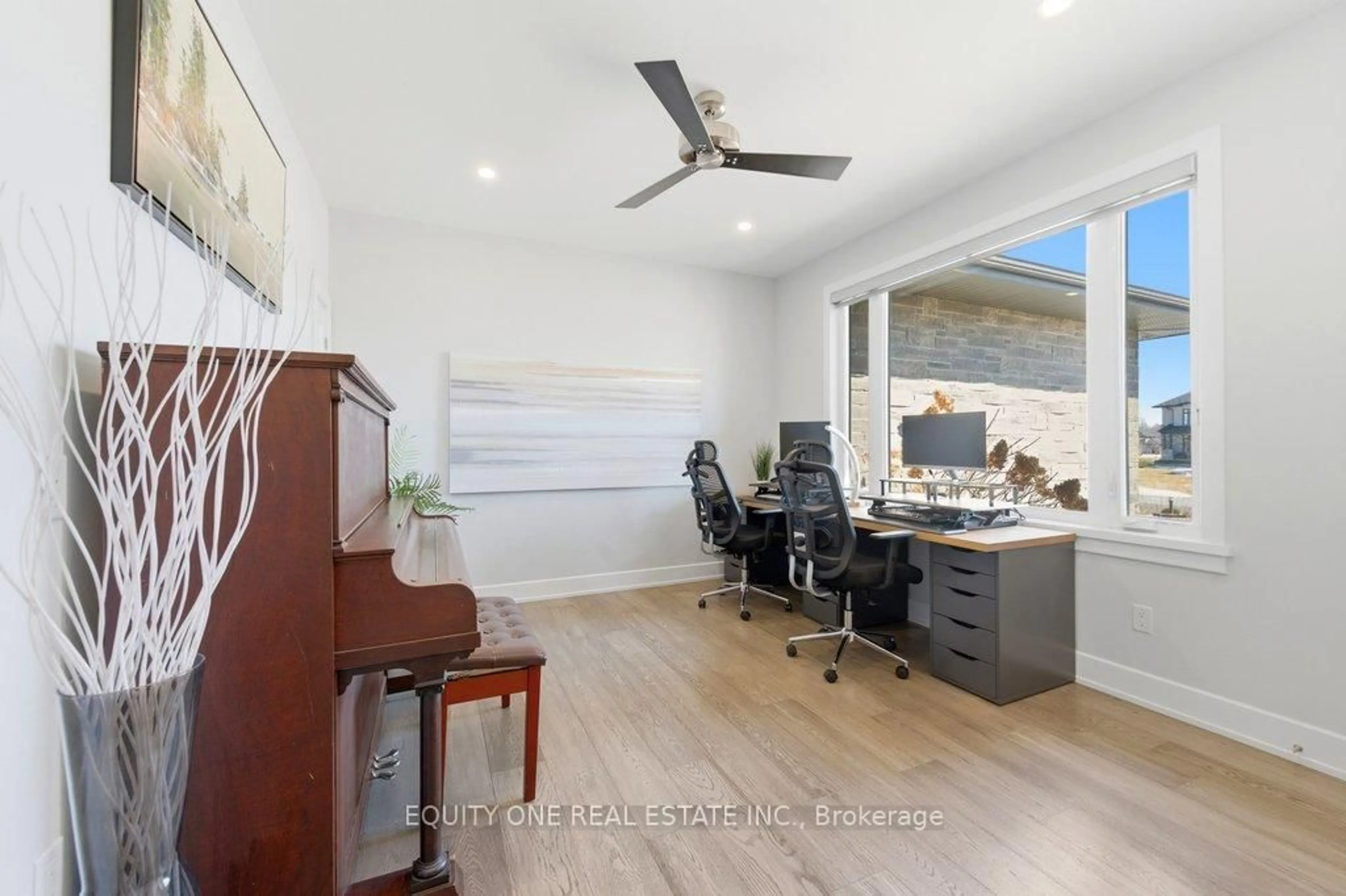 A pic of a room for 415 Shoreway Dr, Ottawa Ontario K4P 0G4