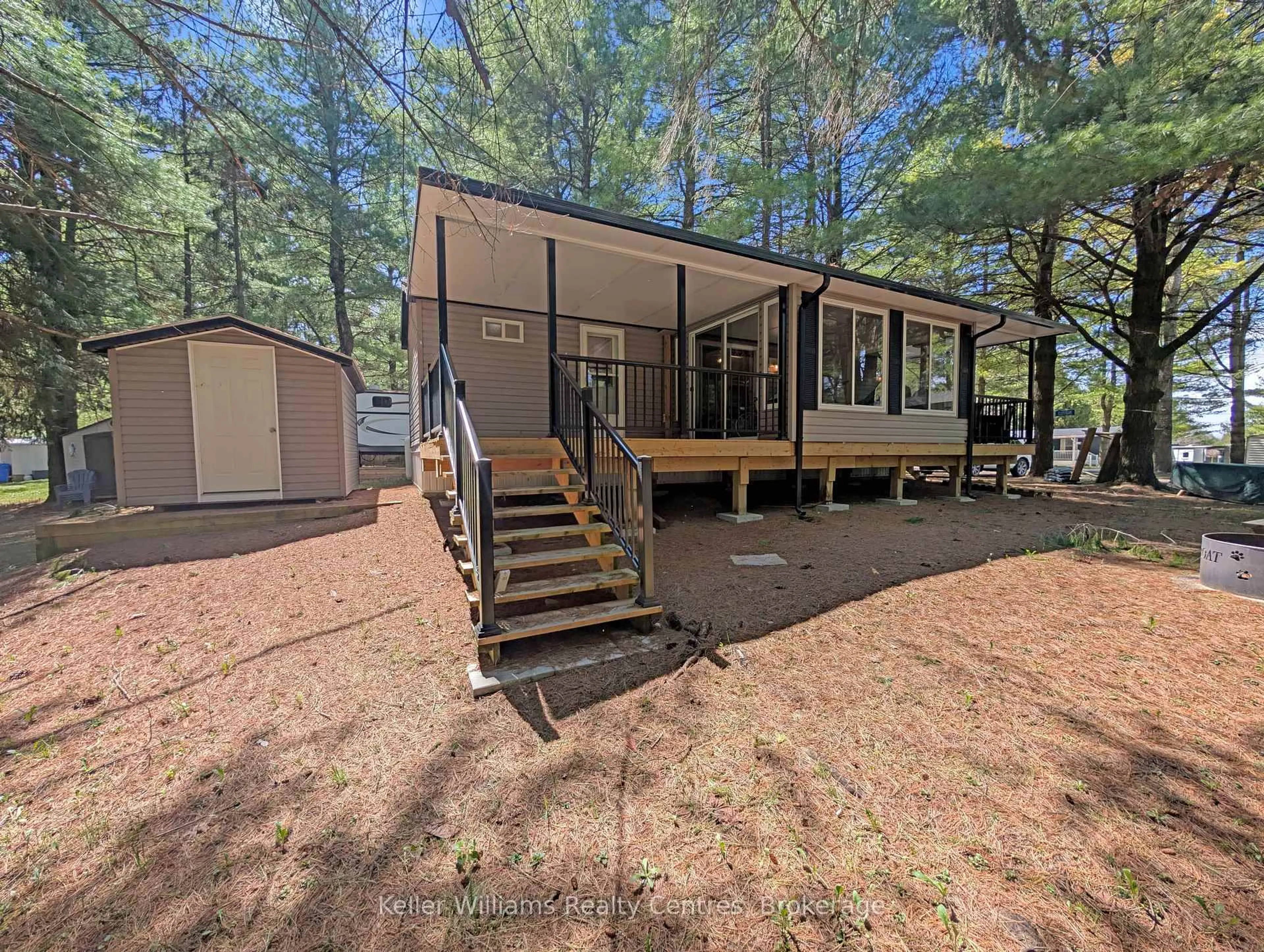 Home with vinyl exterior material, forest/trees view for 13 Southline Ave #P27, Huron-Kinloss Ontario N0G 2B0