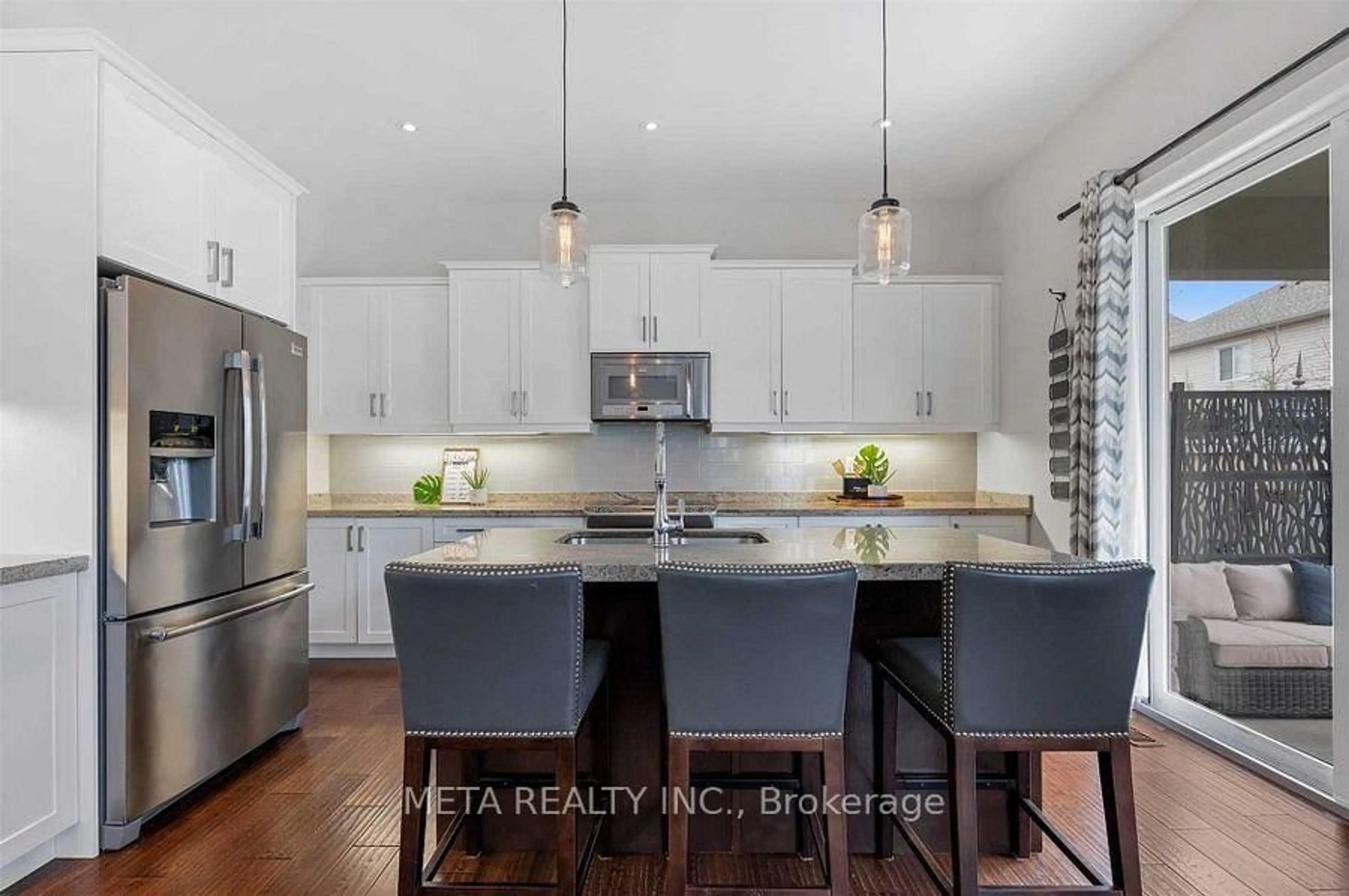 Contemporary kitchen, ceramic/tile floor for 67 Copes Lane, Hamilton Ontario L8E 5C1
