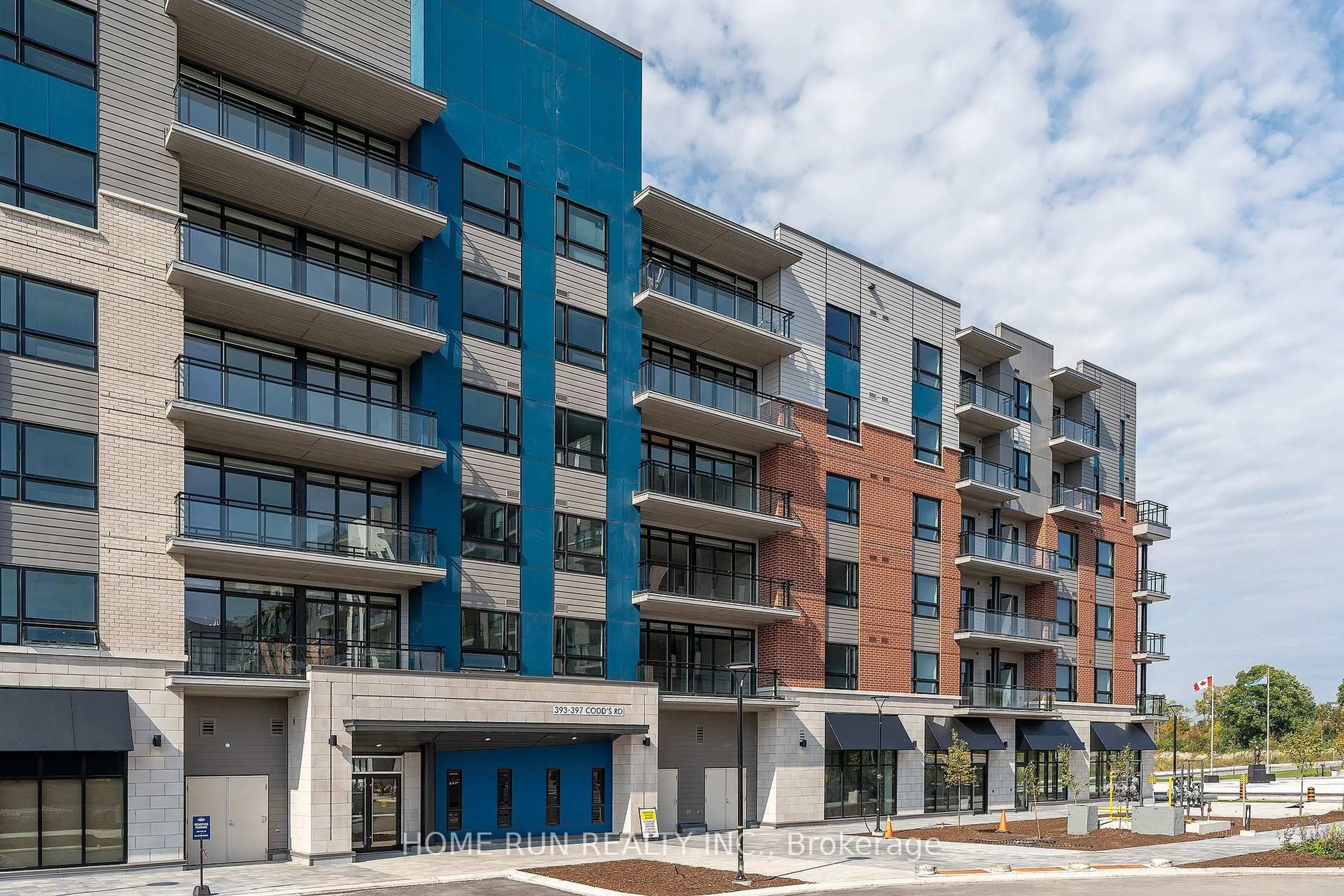 Patio, building for 397 Codds Rd #302, Ottawa Ontario K1K 5C7