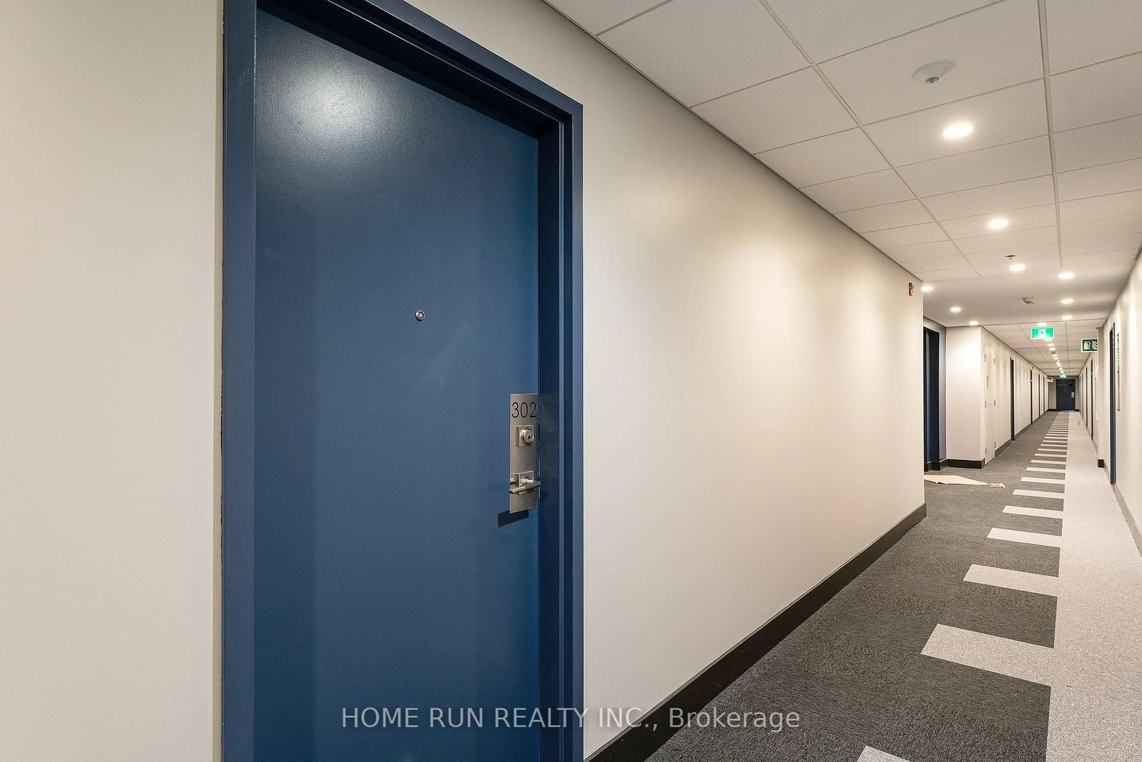 Unknown for 397 Codds Rd #302, Ottawa Ontario K1K 5C7